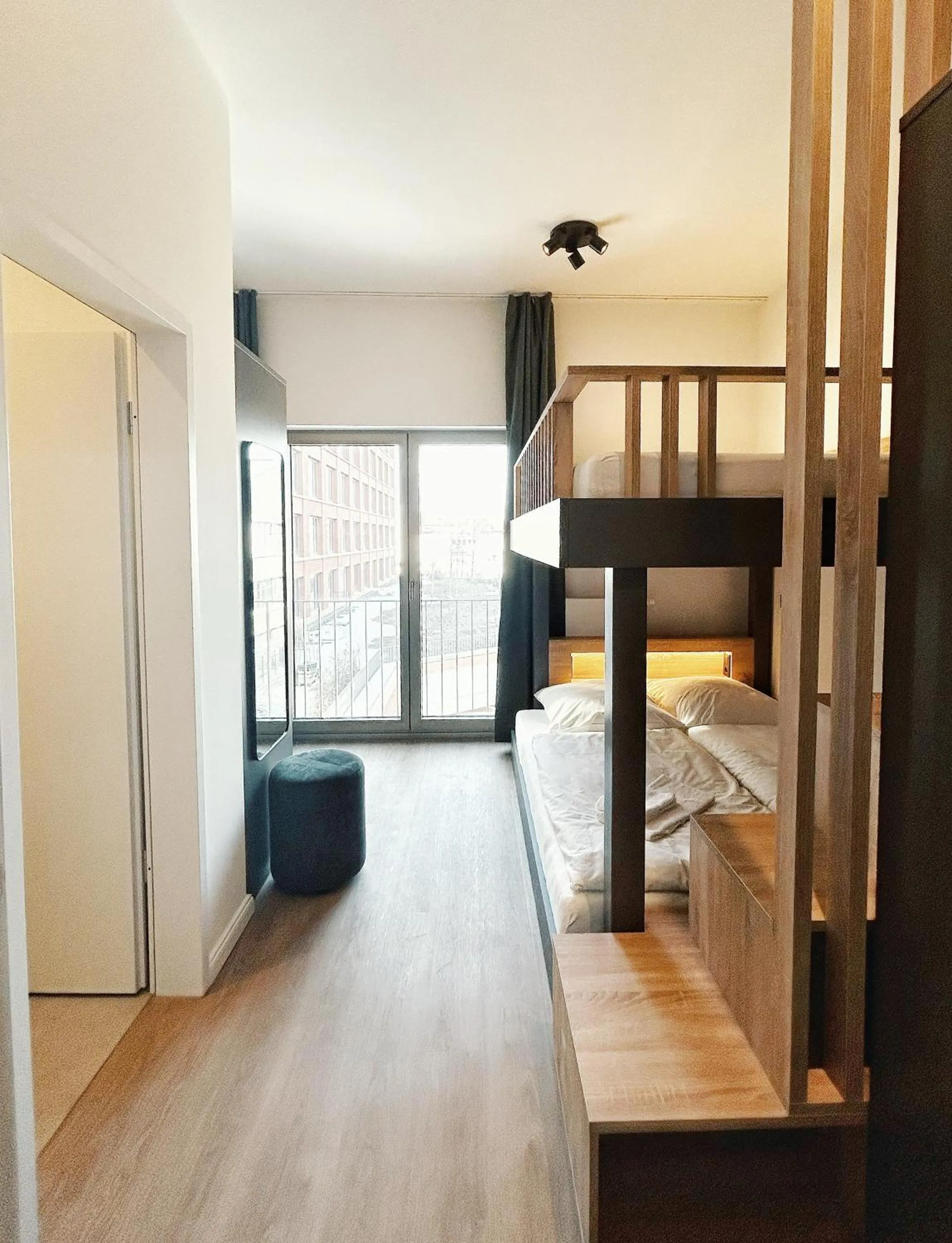 Bedroom, Bed in Homaris Apartments Winterhude