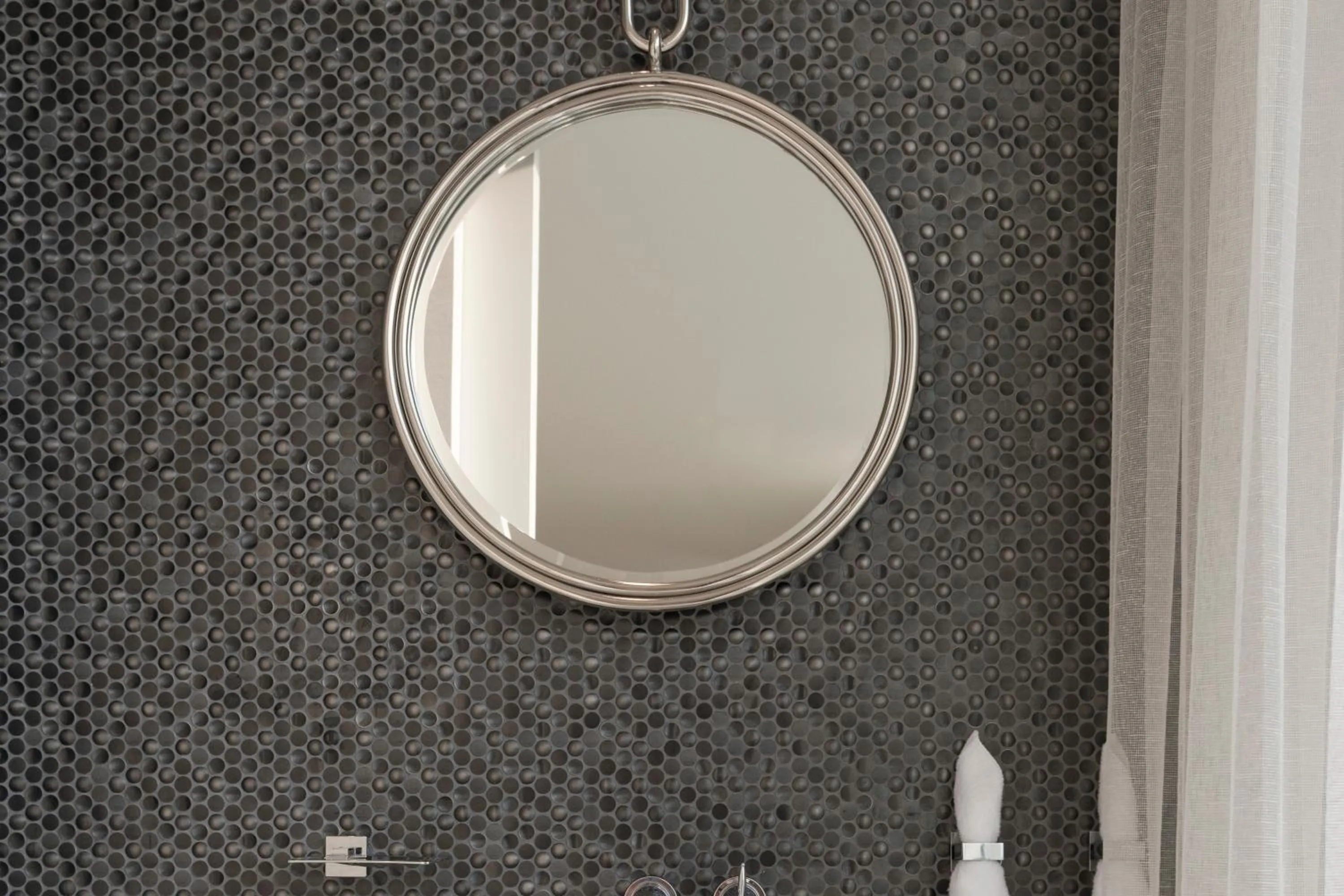 Bathroom in The Envoy Hotel, Autograph Collection