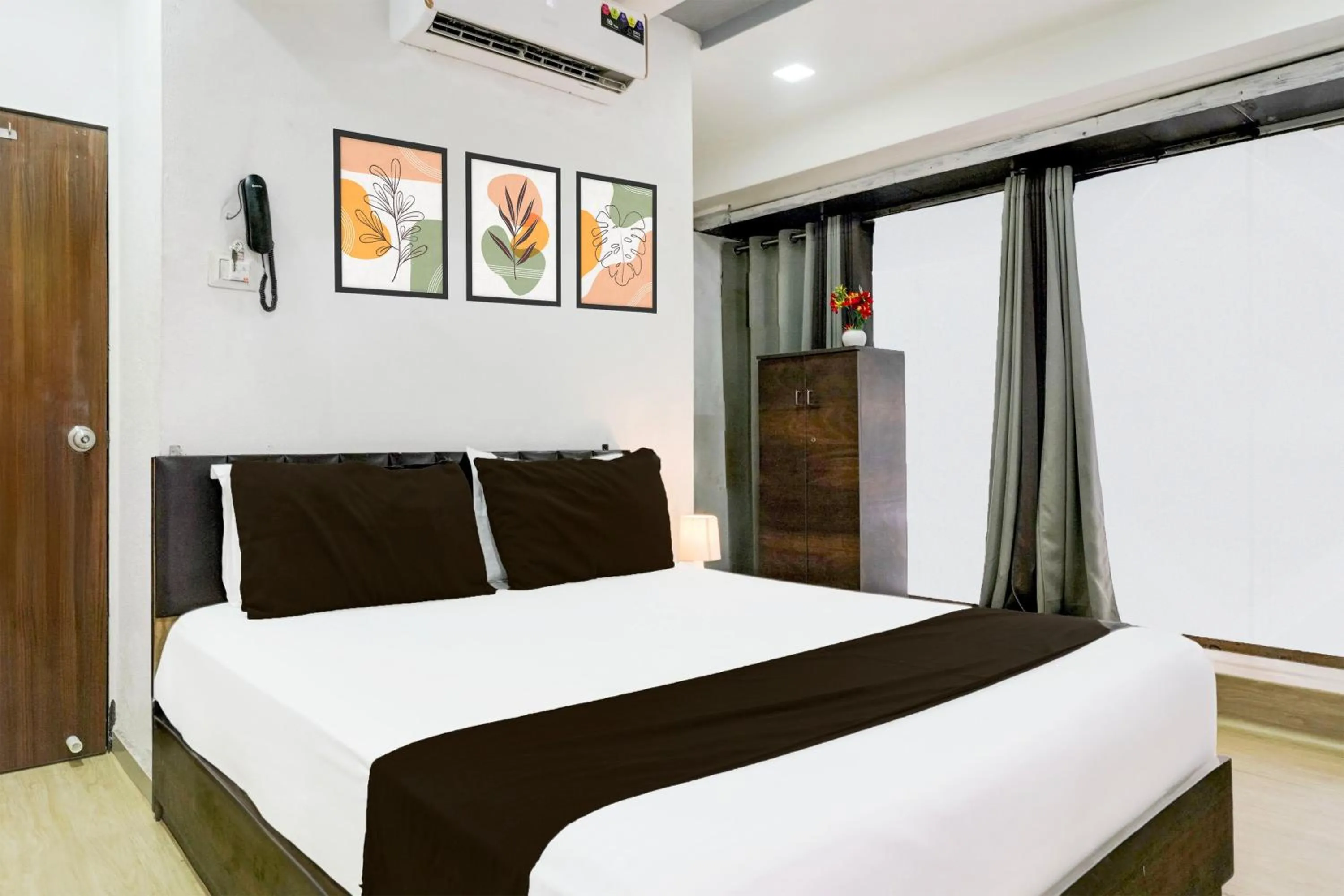 Bedroom, Bed in Hotel O VIP Road Formerly Hotel Lotus