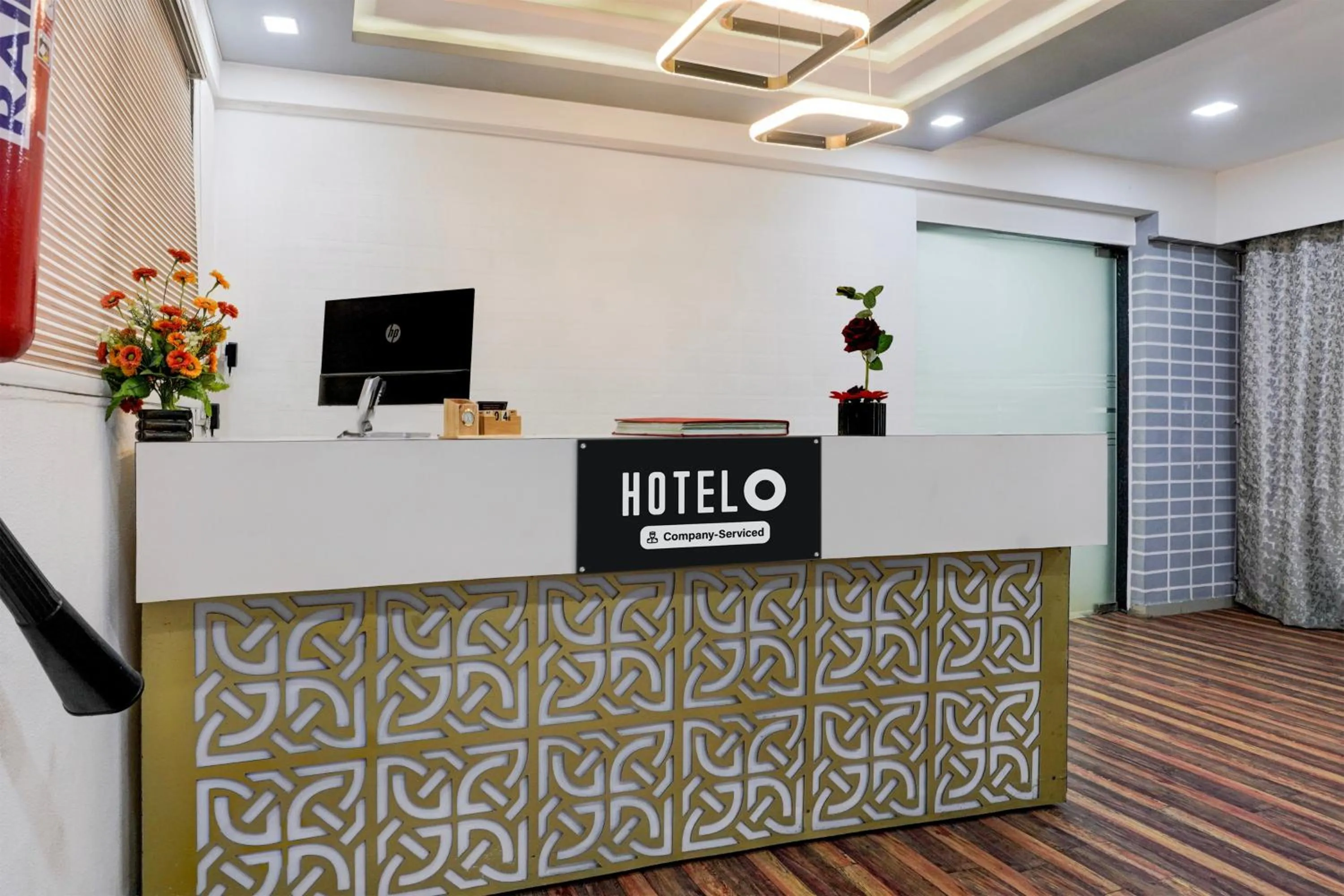 Lobby or reception in Hotel O VIP Road Formerly Hotel Lotus