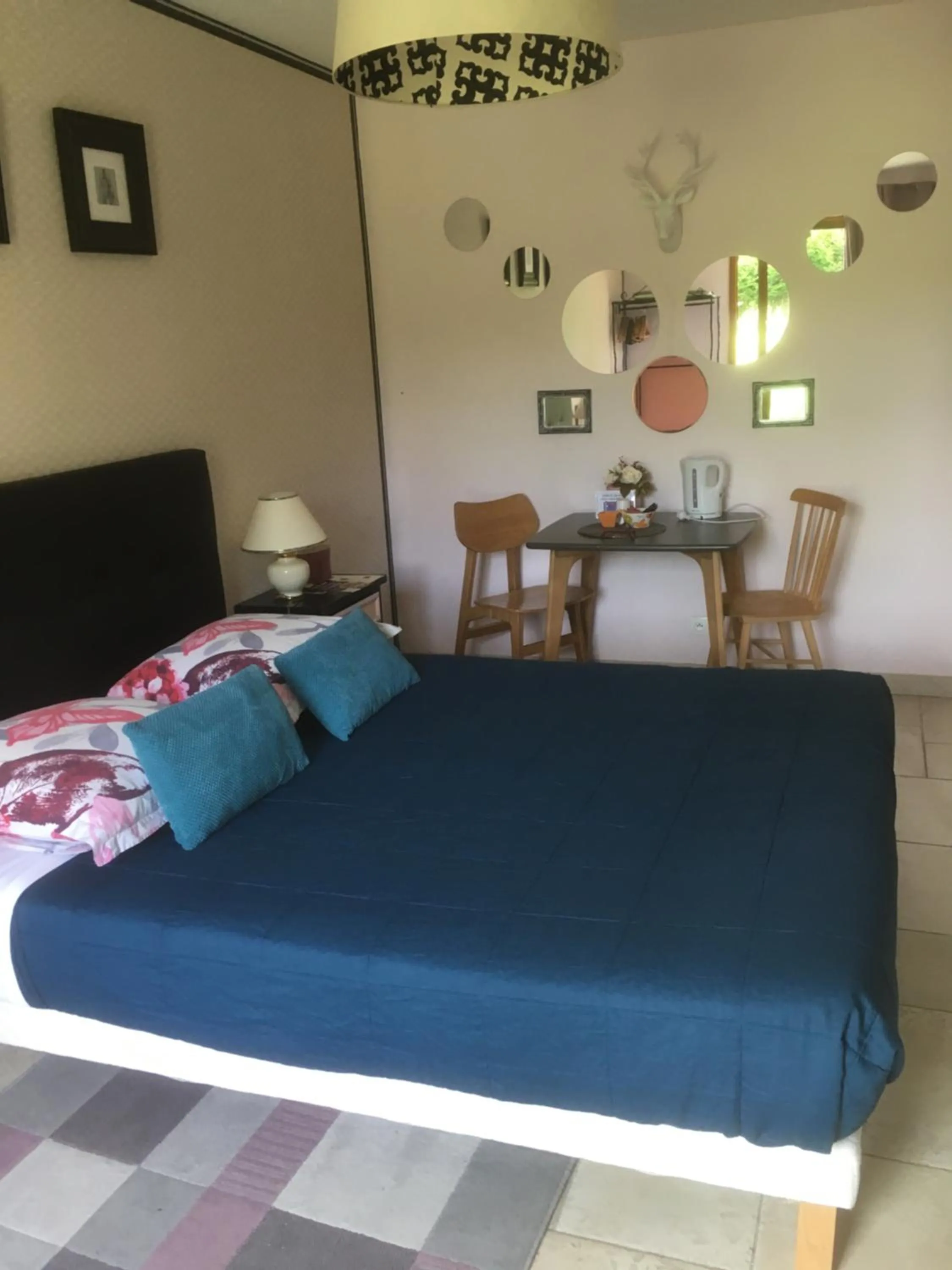 Bed in Madinina'S Cube