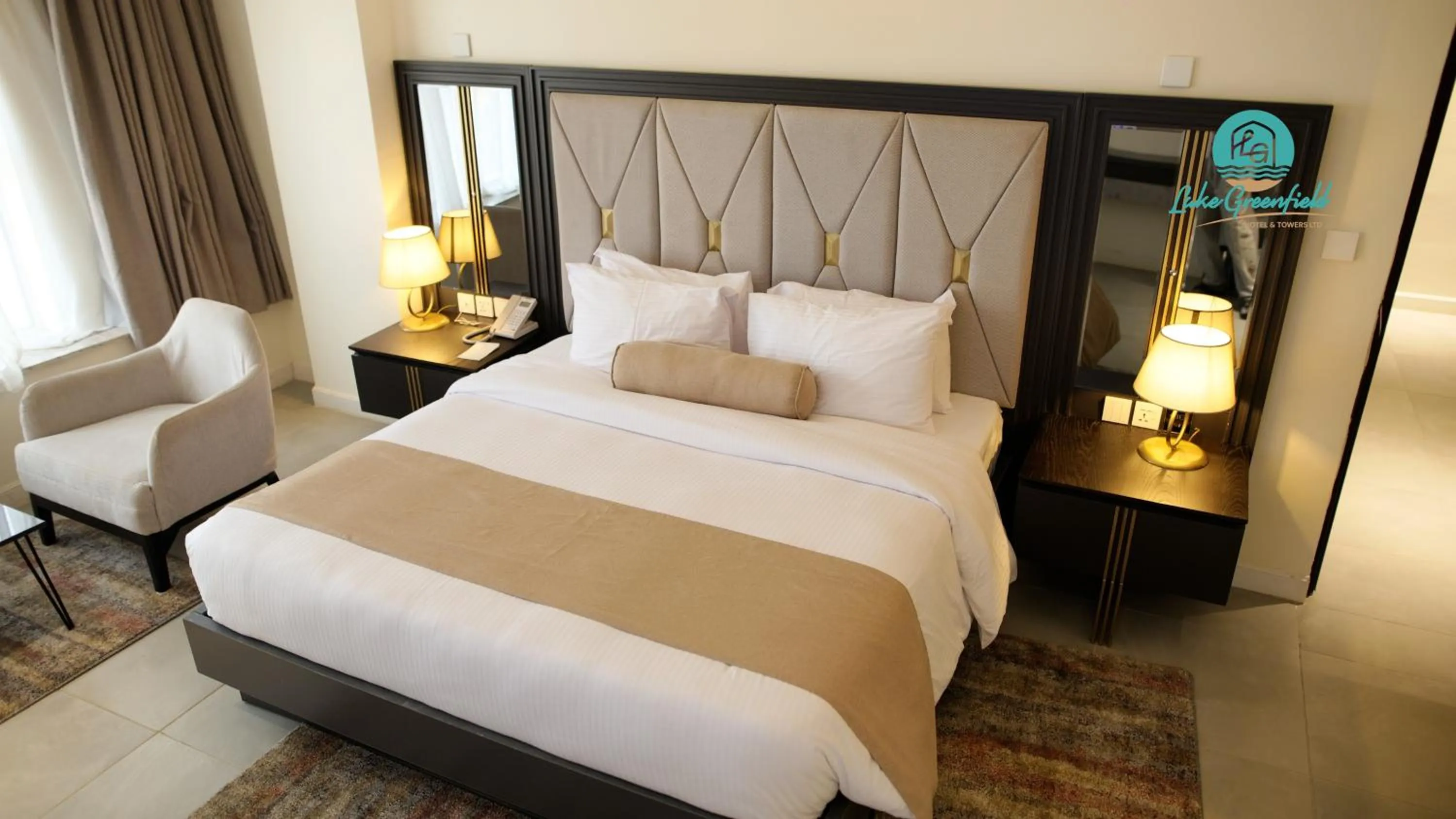 Bedroom, Bed in Lake Greenfield Hotel and Towers