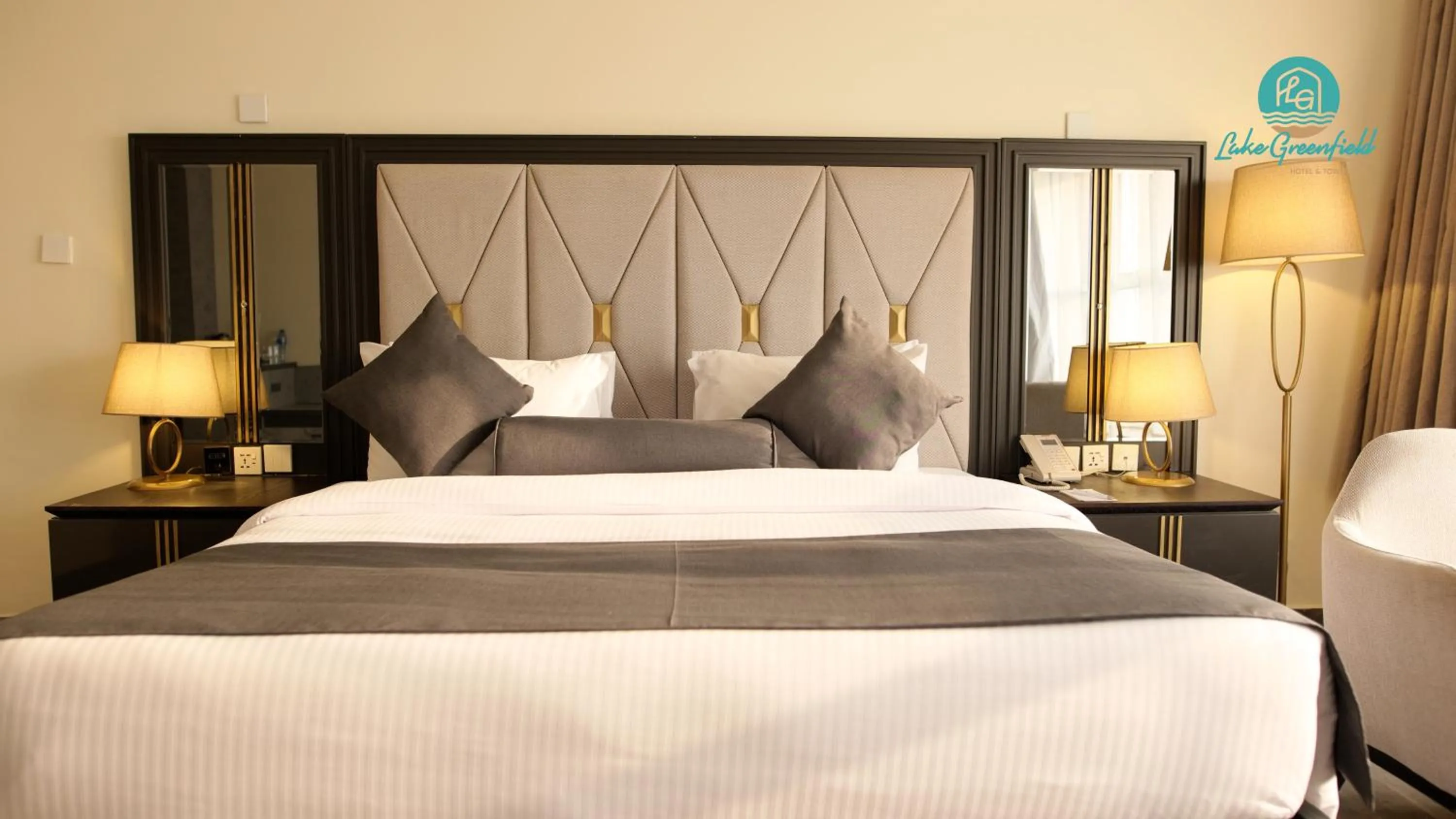 Bed in Lake Greenfield Hotel and Towers