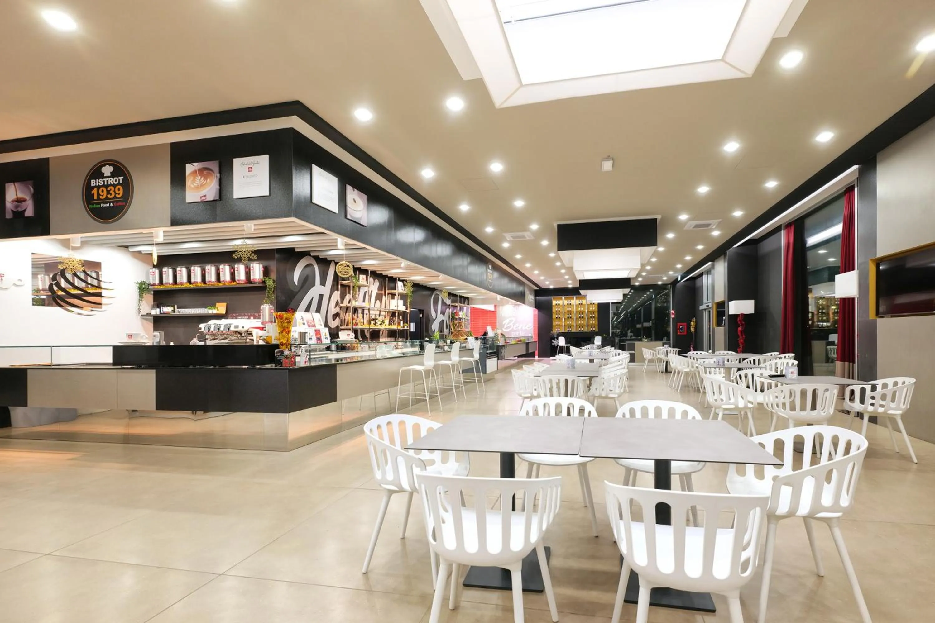 Restaurant/places to eat in LHI Healthy Hotel Lecce