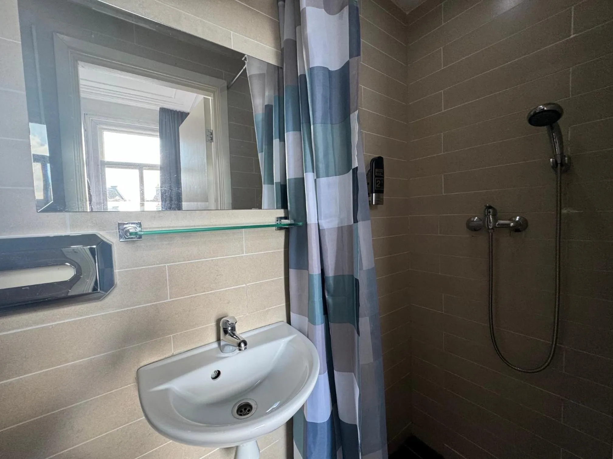 Bathroom in Hotel La Belle Vue