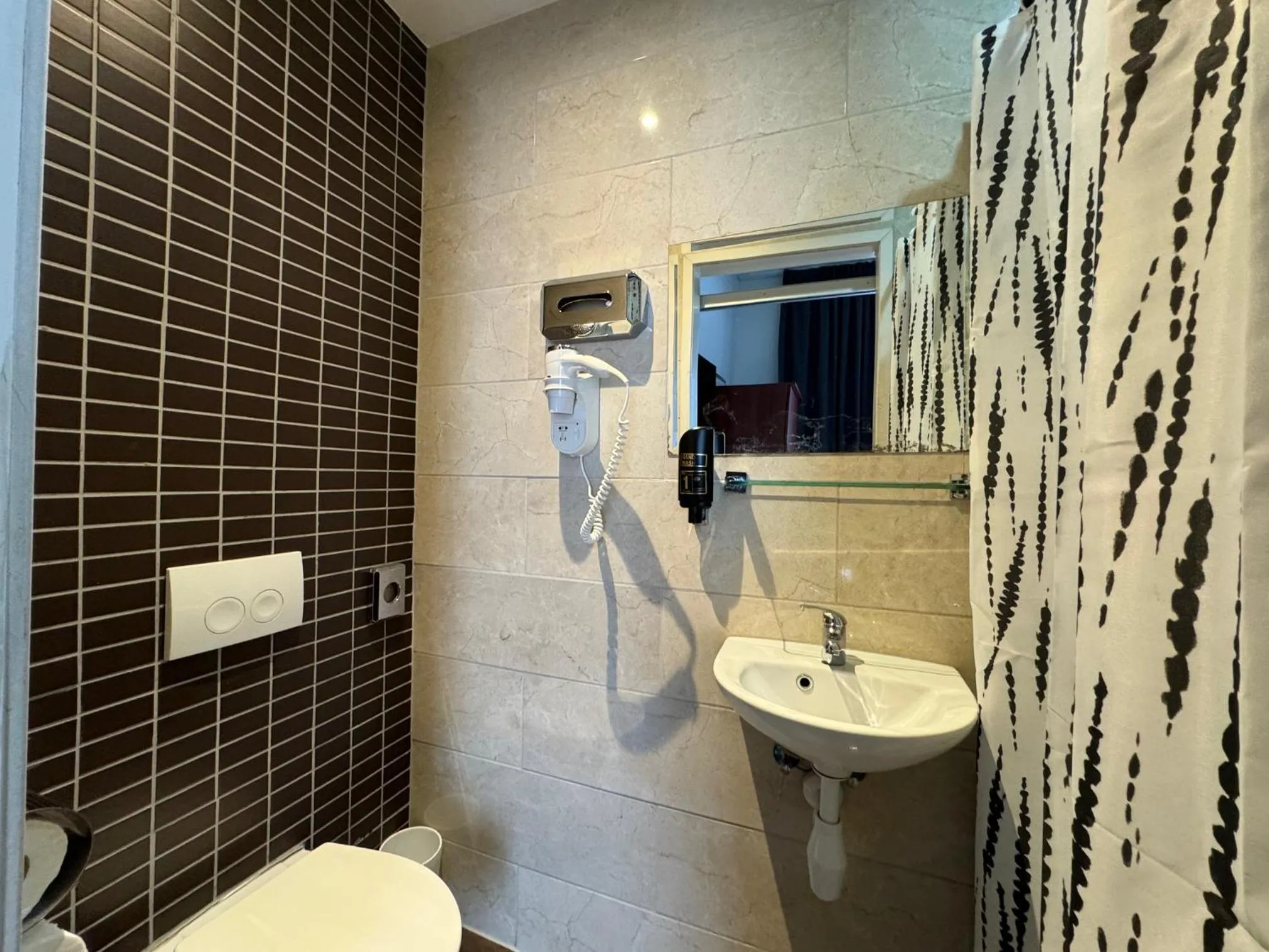 Bathroom in Hotel La Belle Vue