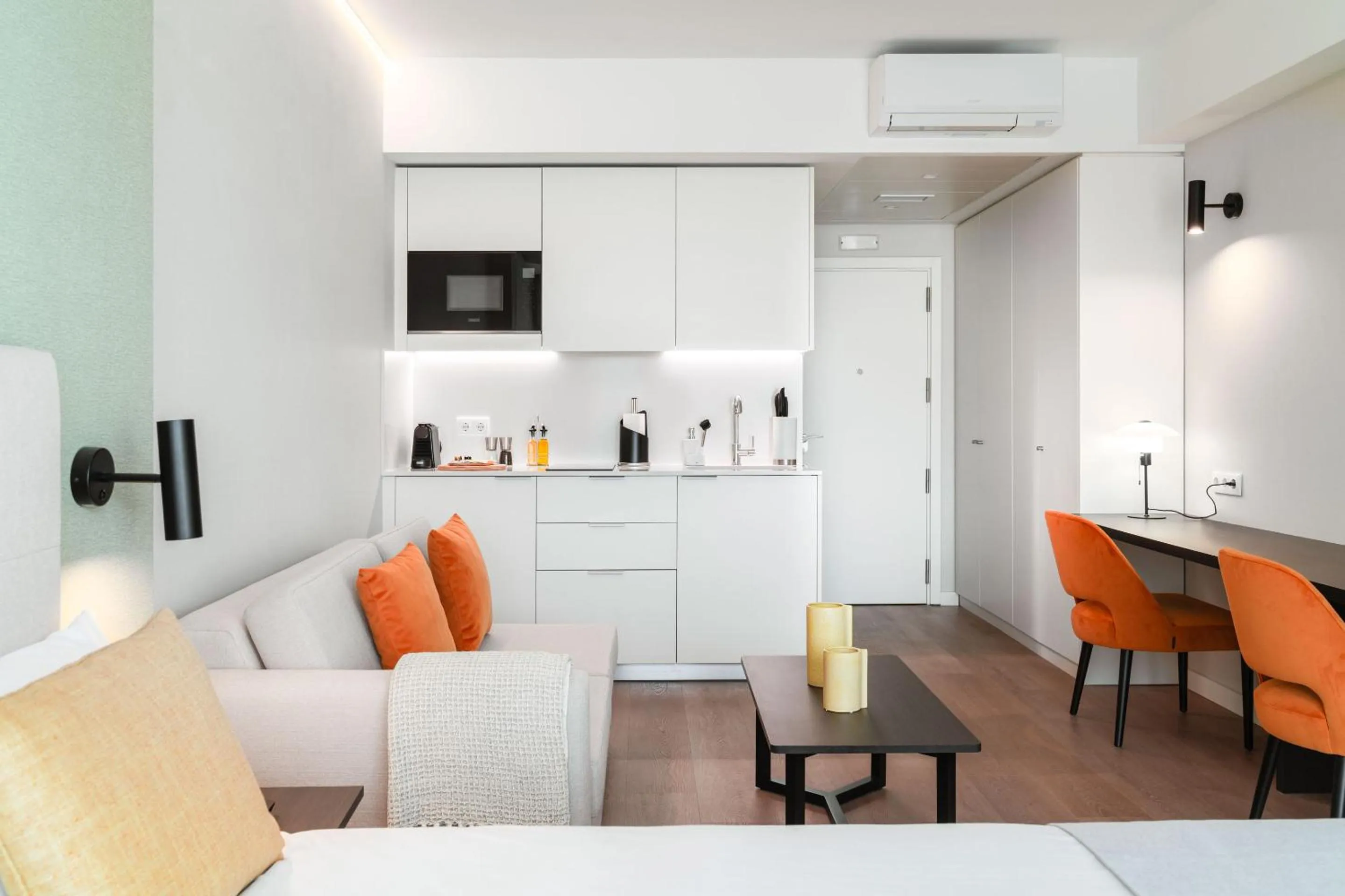 Coffee/tea facilities in Limehome Lisbon Defensores de Chaves