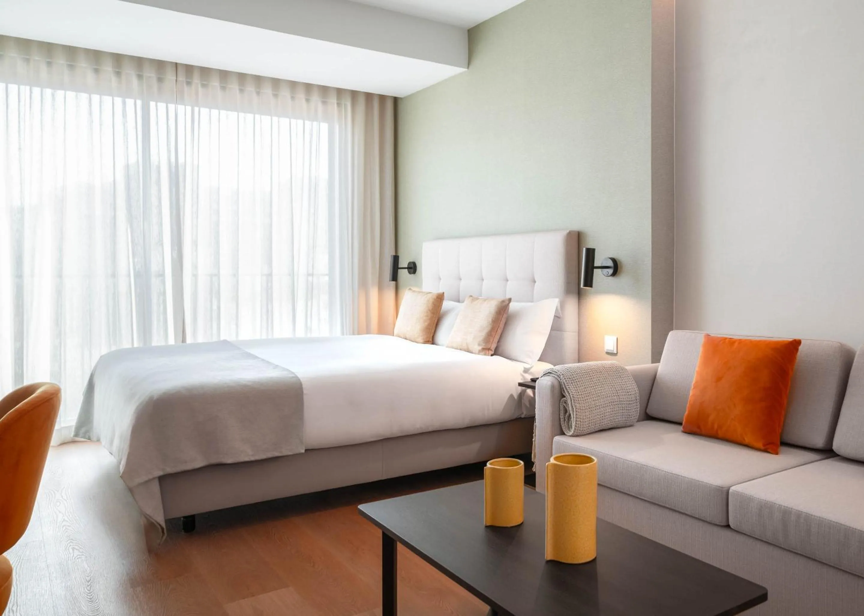 Bed in Limehome Lisbon Defensores de Chaves