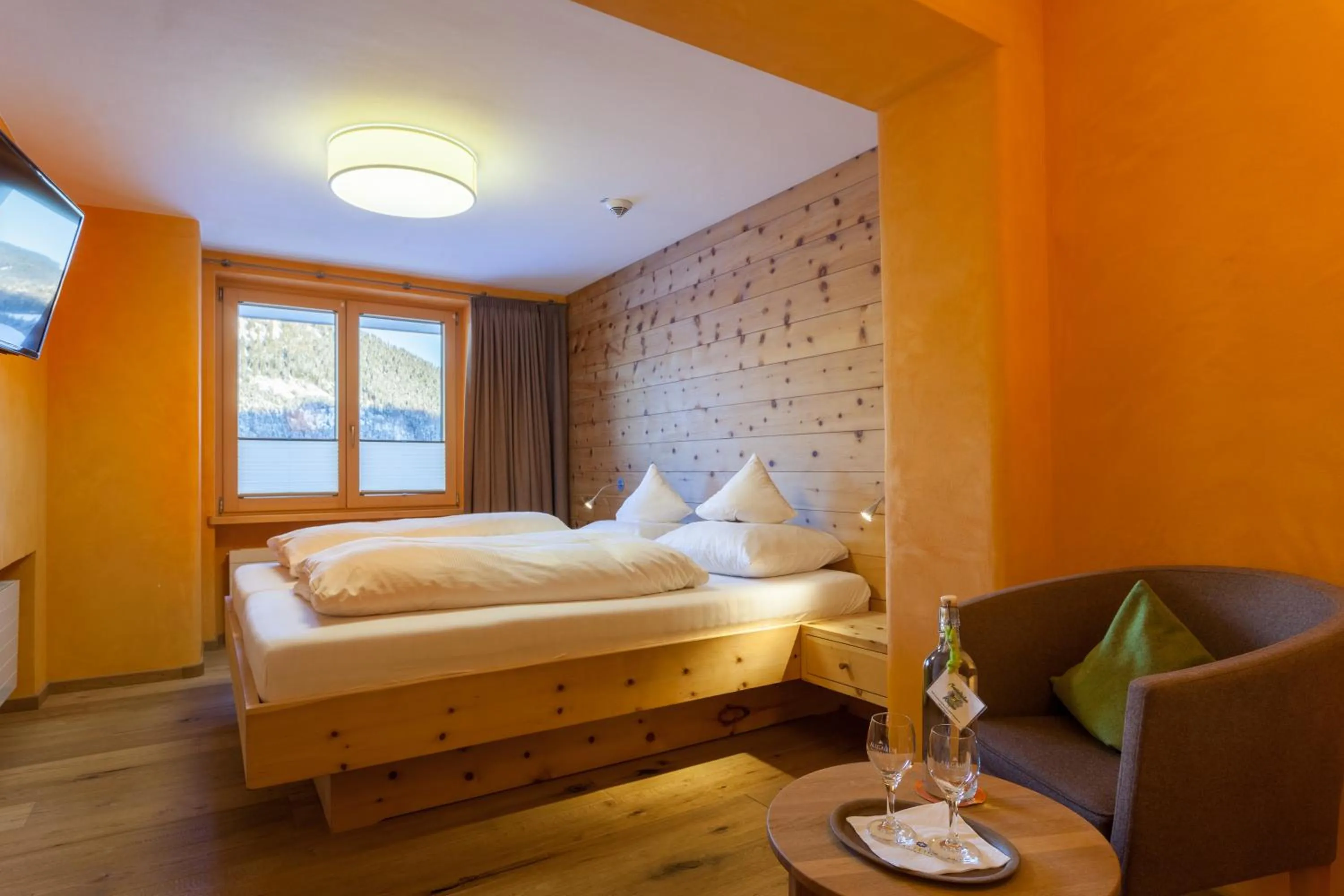 Photo of the whole room in Biohotel Mattlihüs