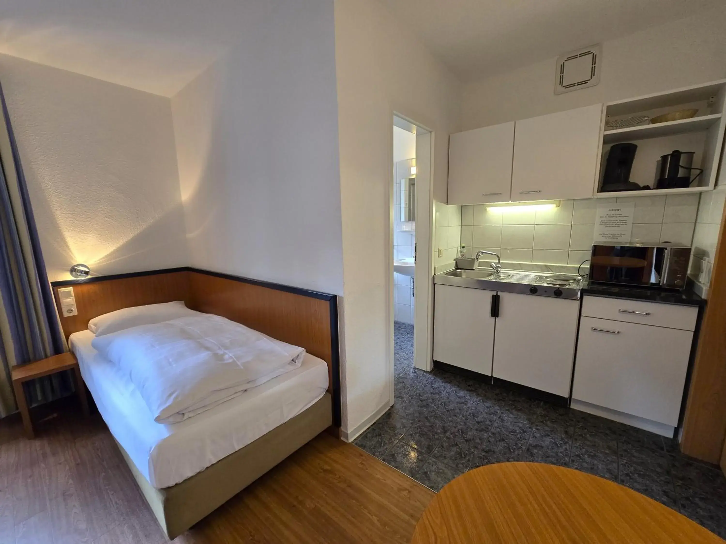 Studio in Keyless Boardinghouse Studio in Keyless Boardinghouse