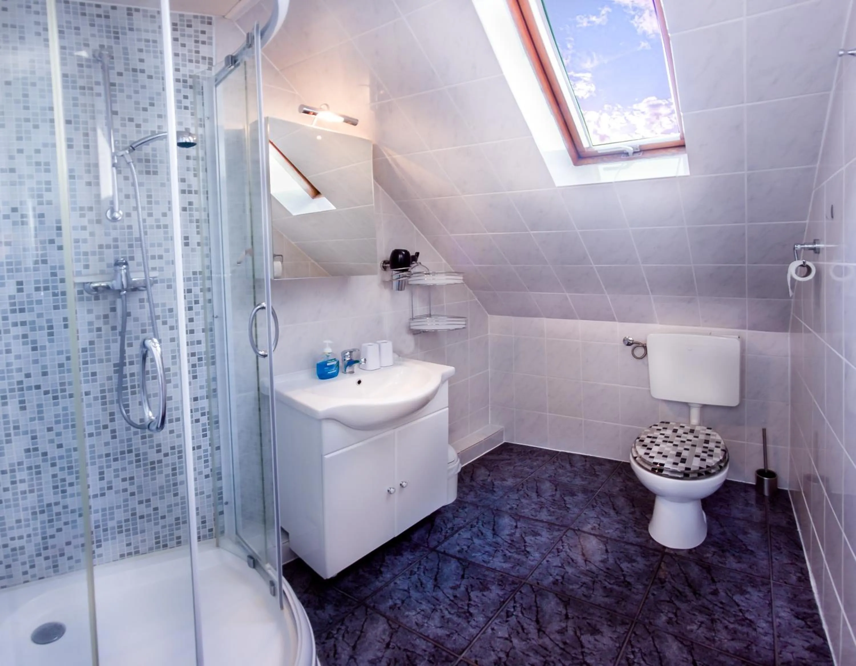 Bathroom in Ferienwohnung Gooß