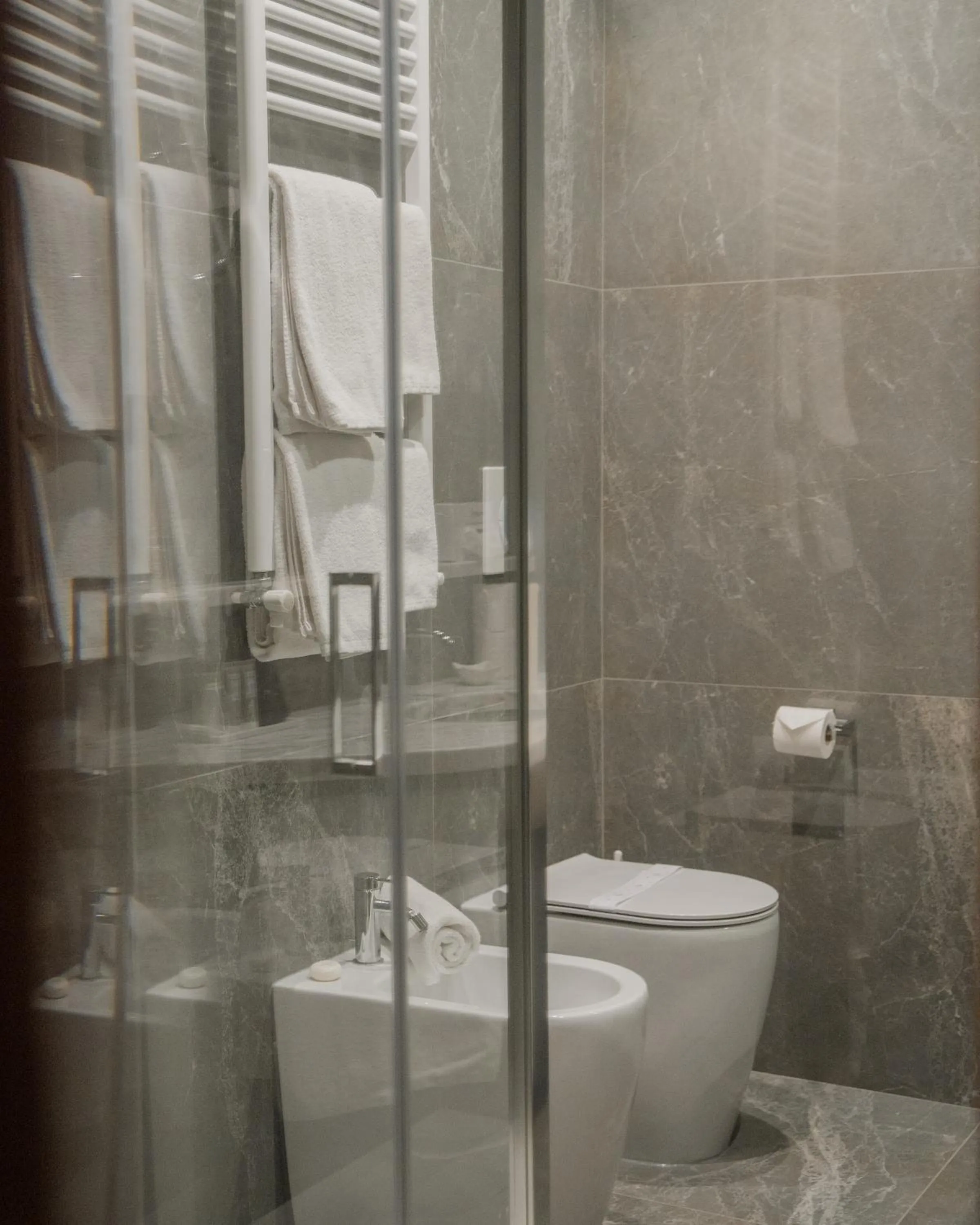 Shower in Hotel Piccola Vela