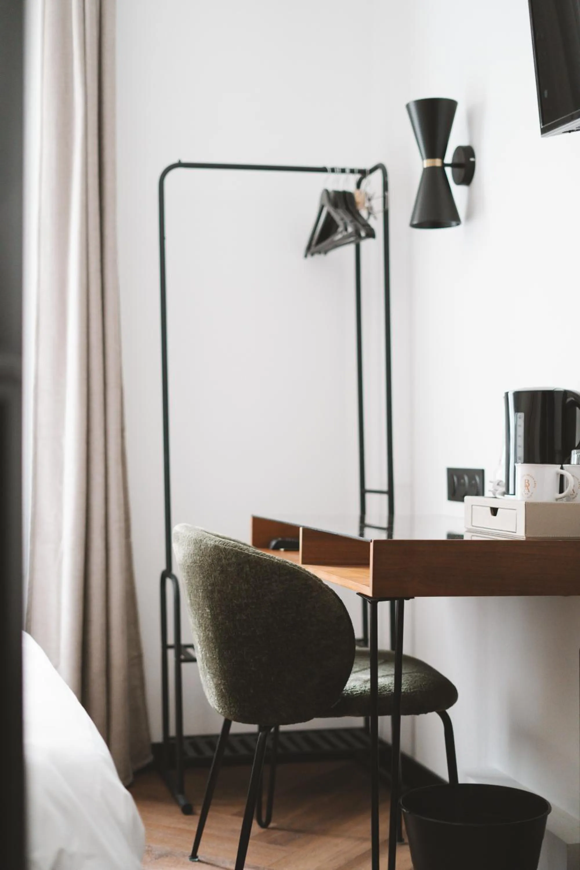 Photo of the whole room in Hôtel des Beaux Arts