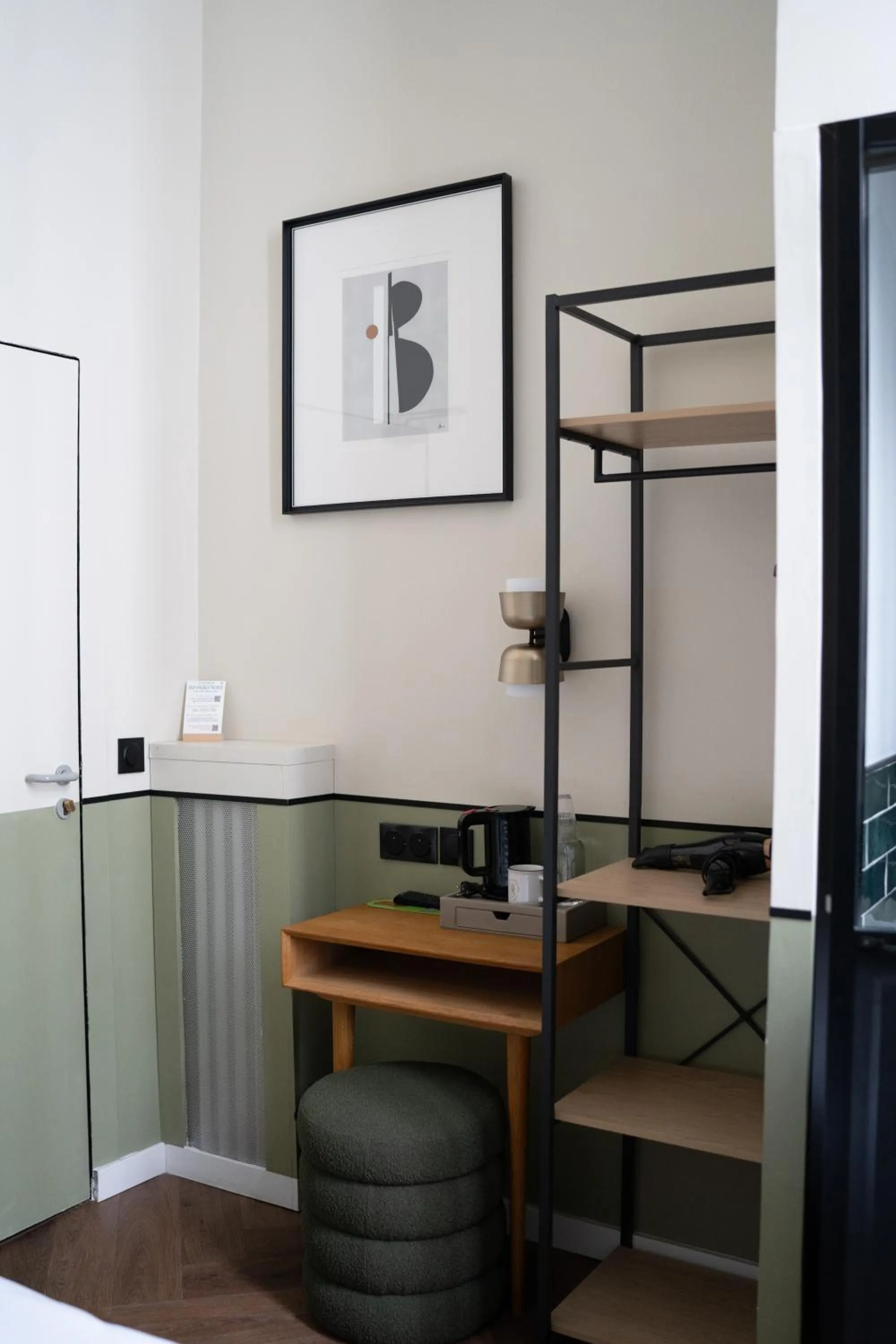 Photo of the whole room in Hôtel des Beaux Arts