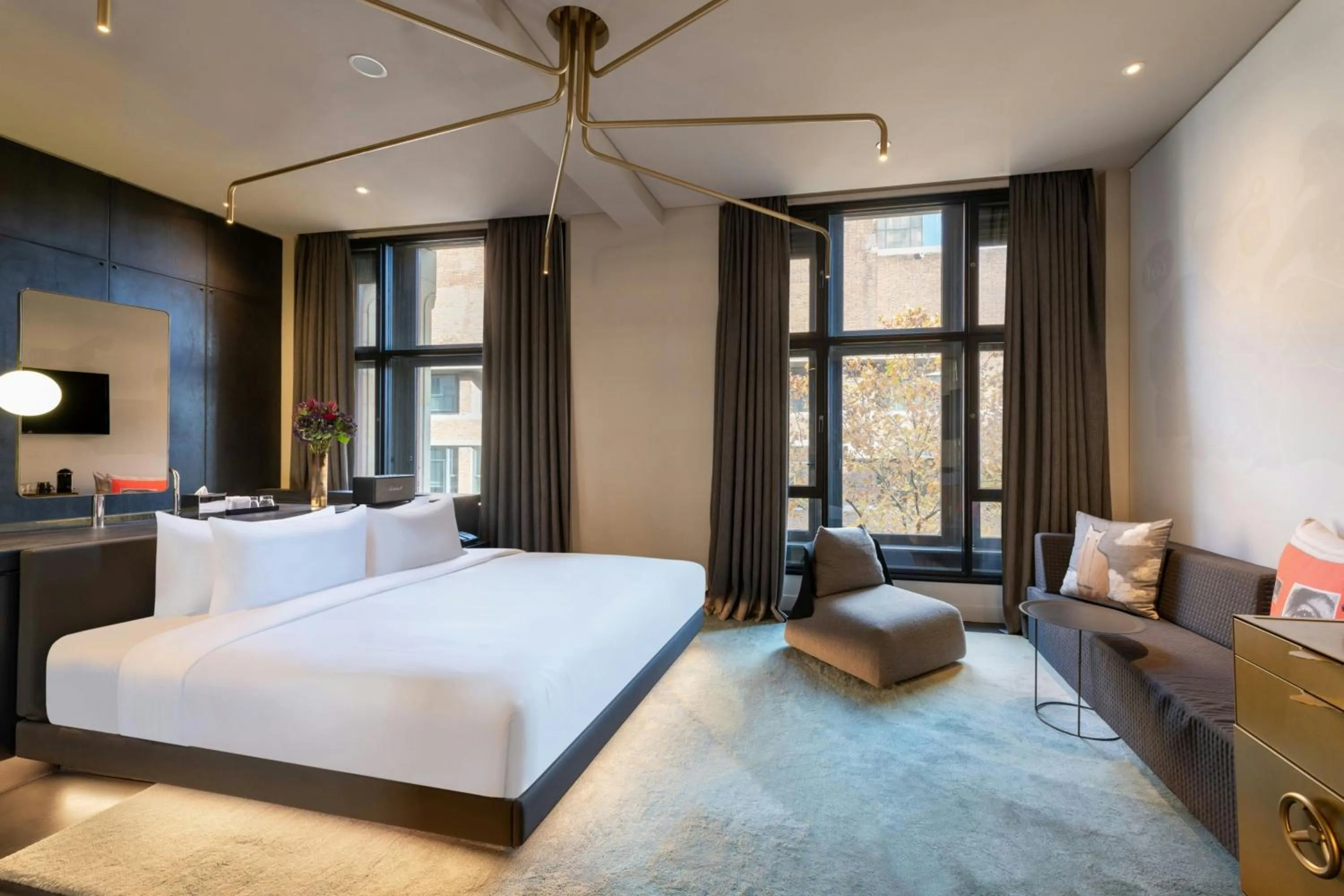 Photo of the whole room, Bed in W Amsterdam