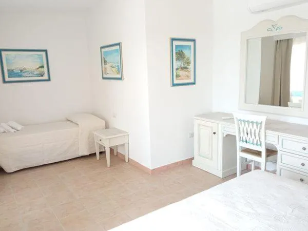 Bedroom, Bed in Hotel Genna 'e Masoni