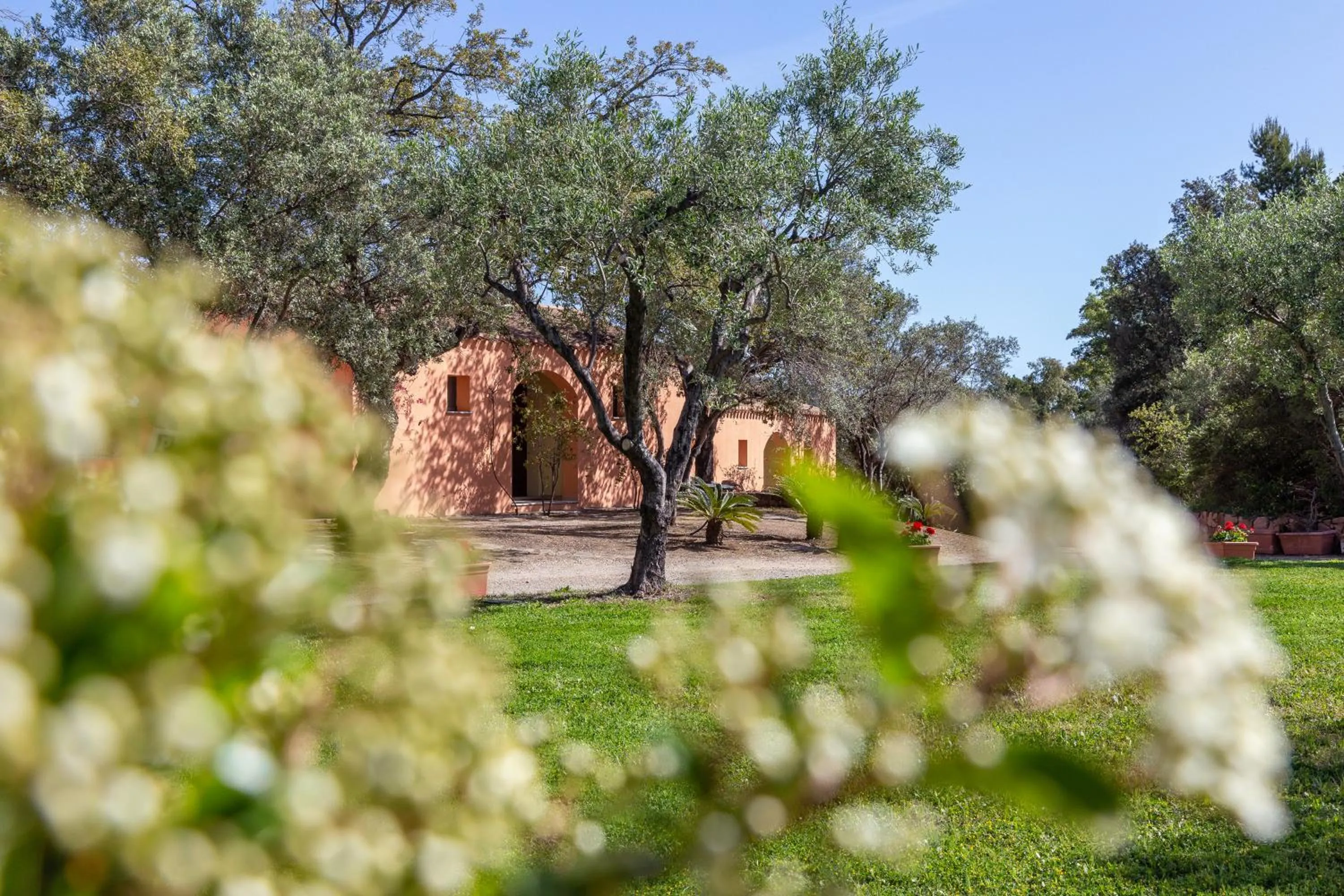 Garden in Hotel Genna 'e Masoni