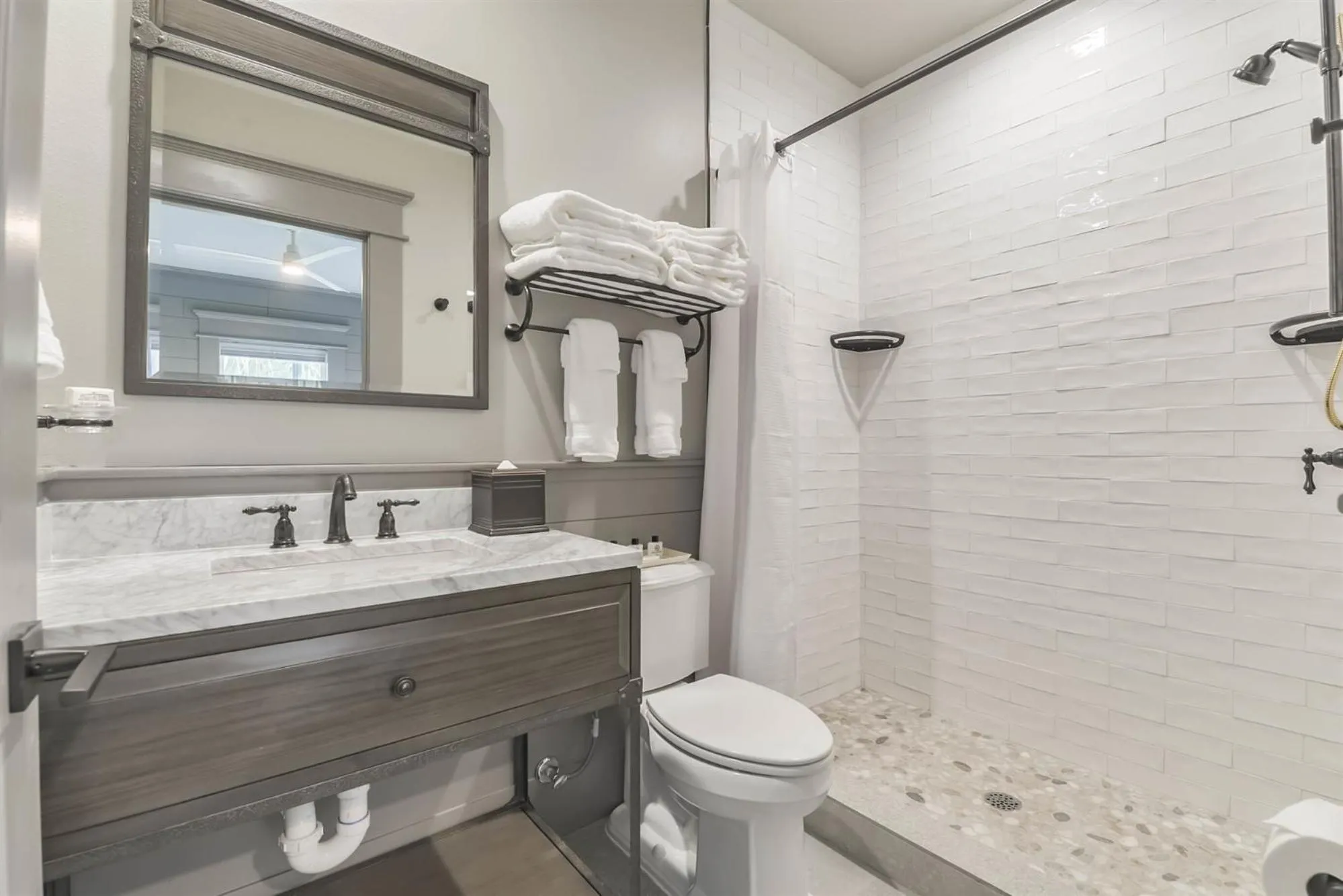 Bathroom in Harborwalk Lodge