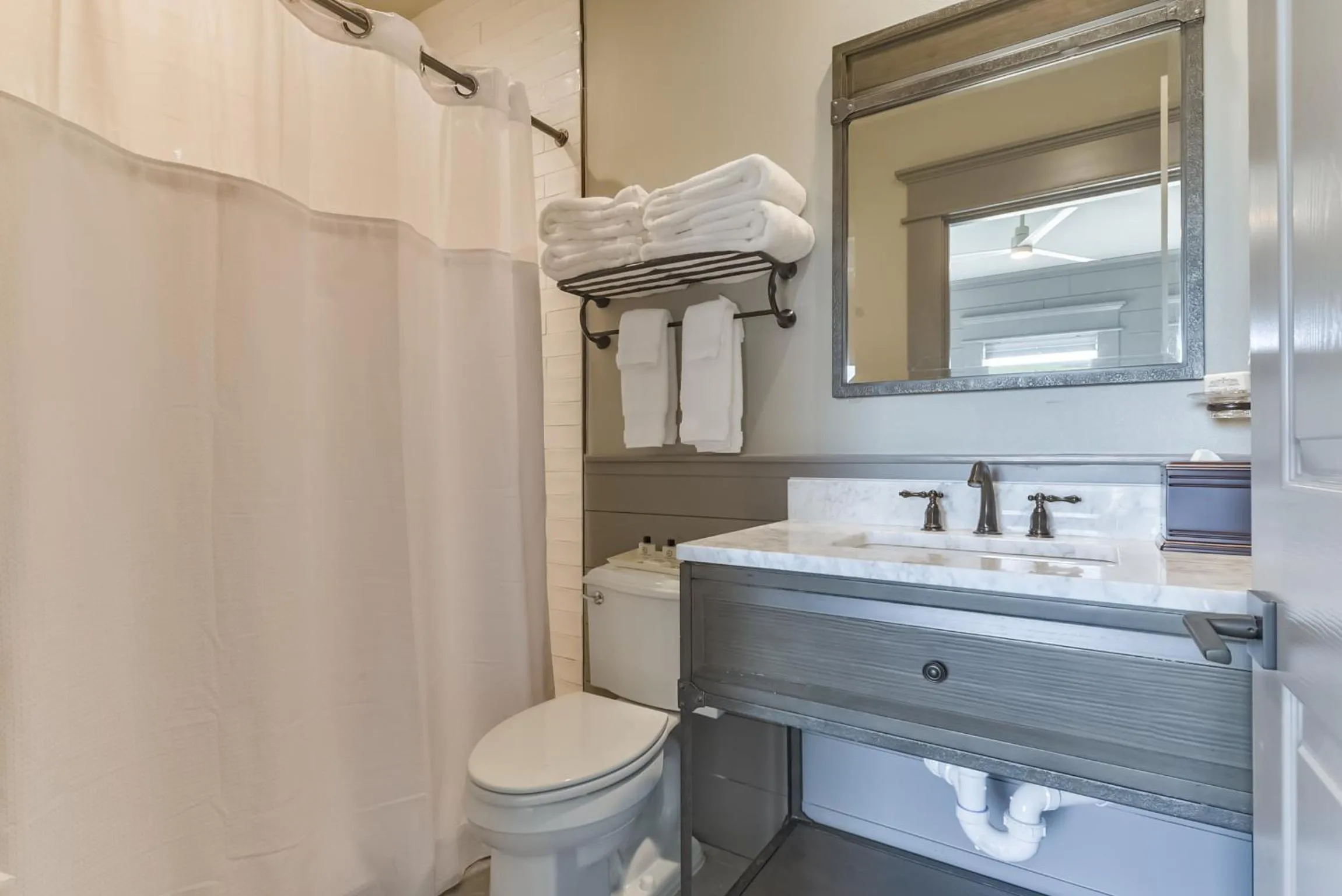 Toilet in Harborwalk Lodge