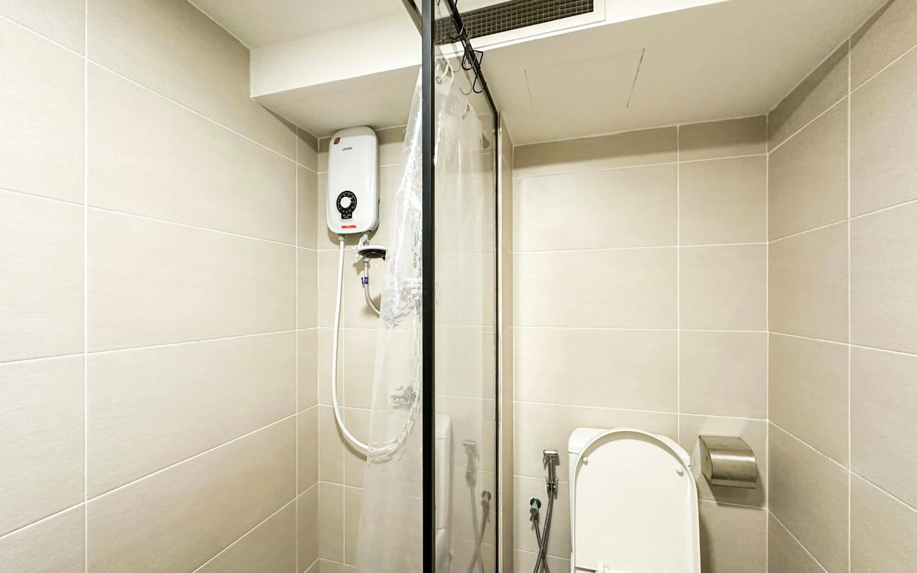 Shower in Pinnacle Kelana Jaya by Airhost
