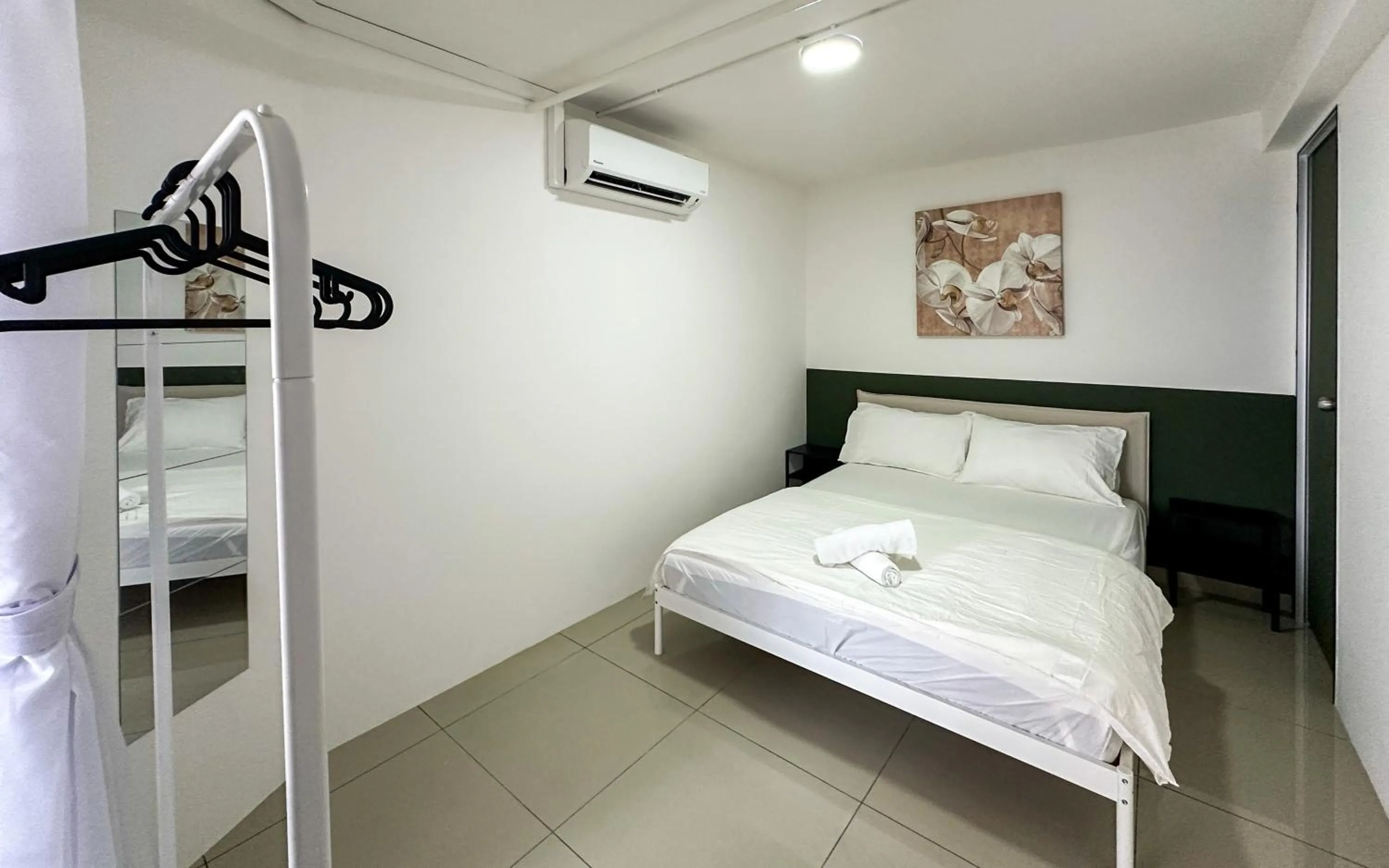 Bed in Pinnacle Kelana Jaya by Airhost