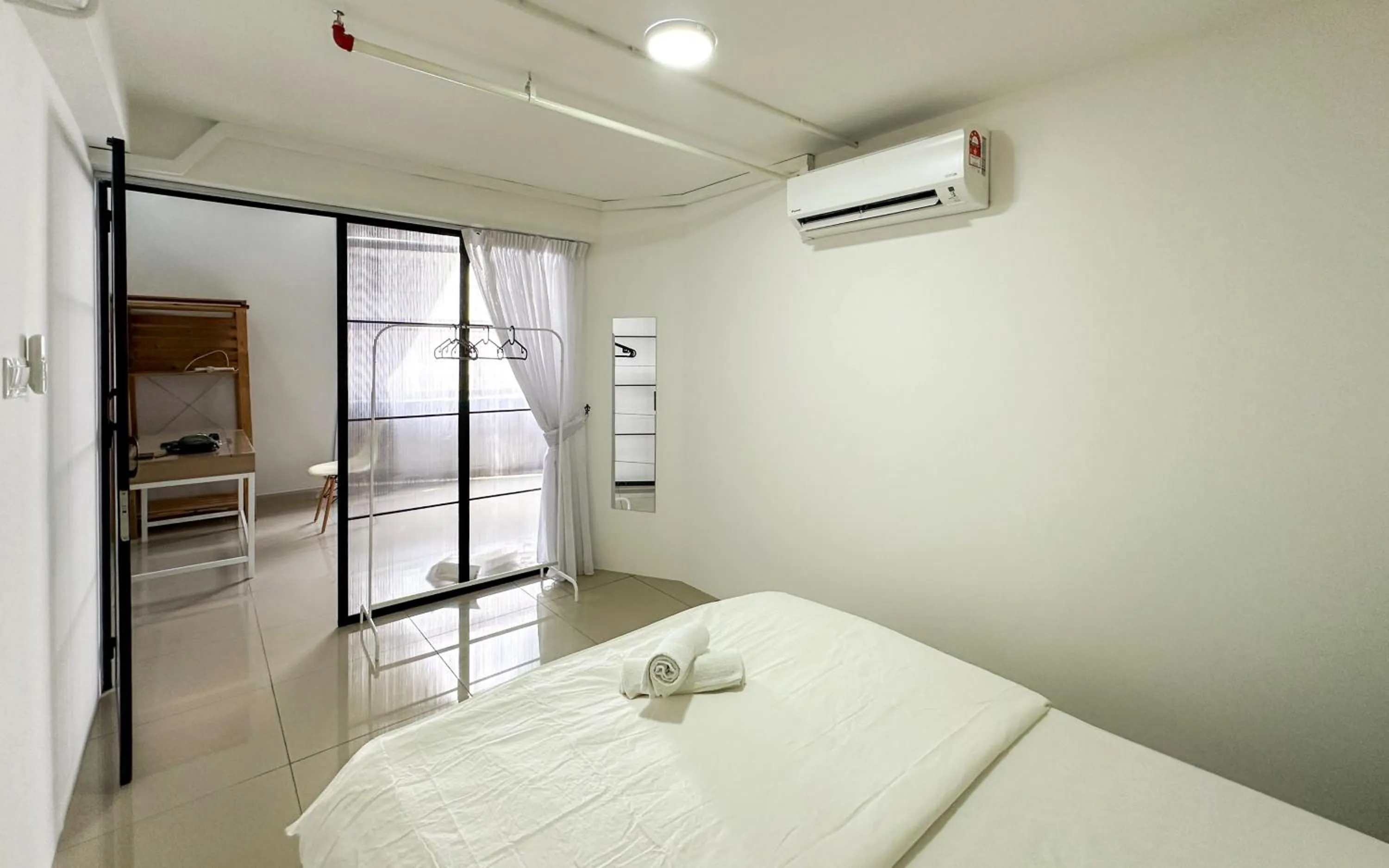 Bed in Pinnacle Kelana Jaya by Airhost