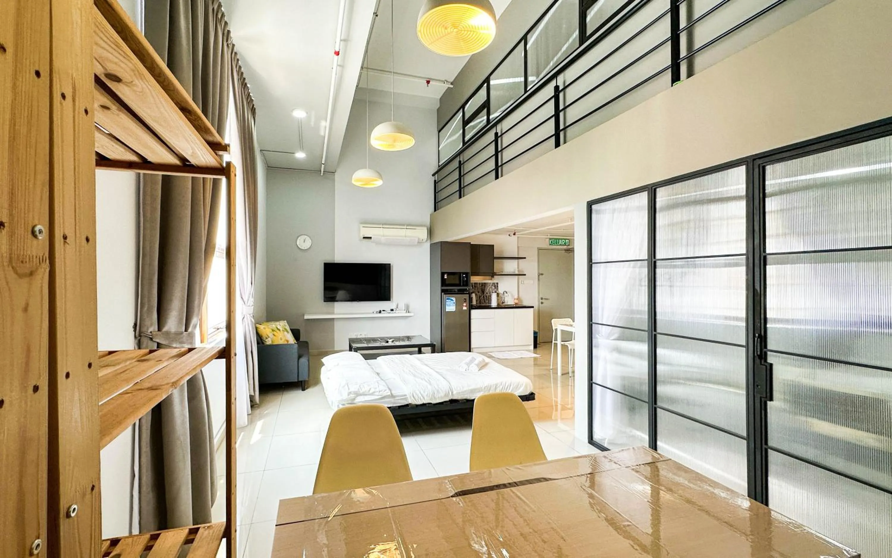 TV and multimedia in Pinnacle Kelana Jaya by Airhost