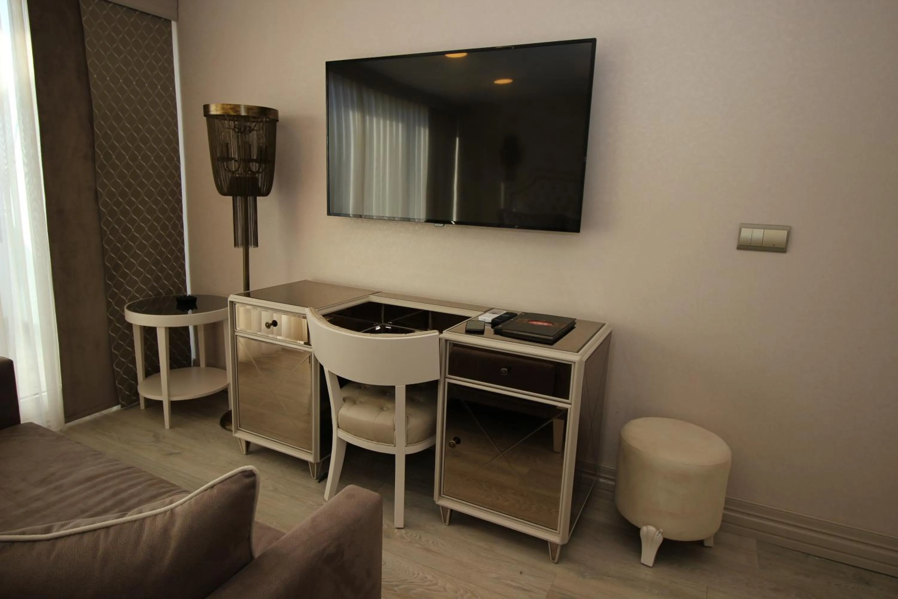 Bathroom in Le Marde Hotel