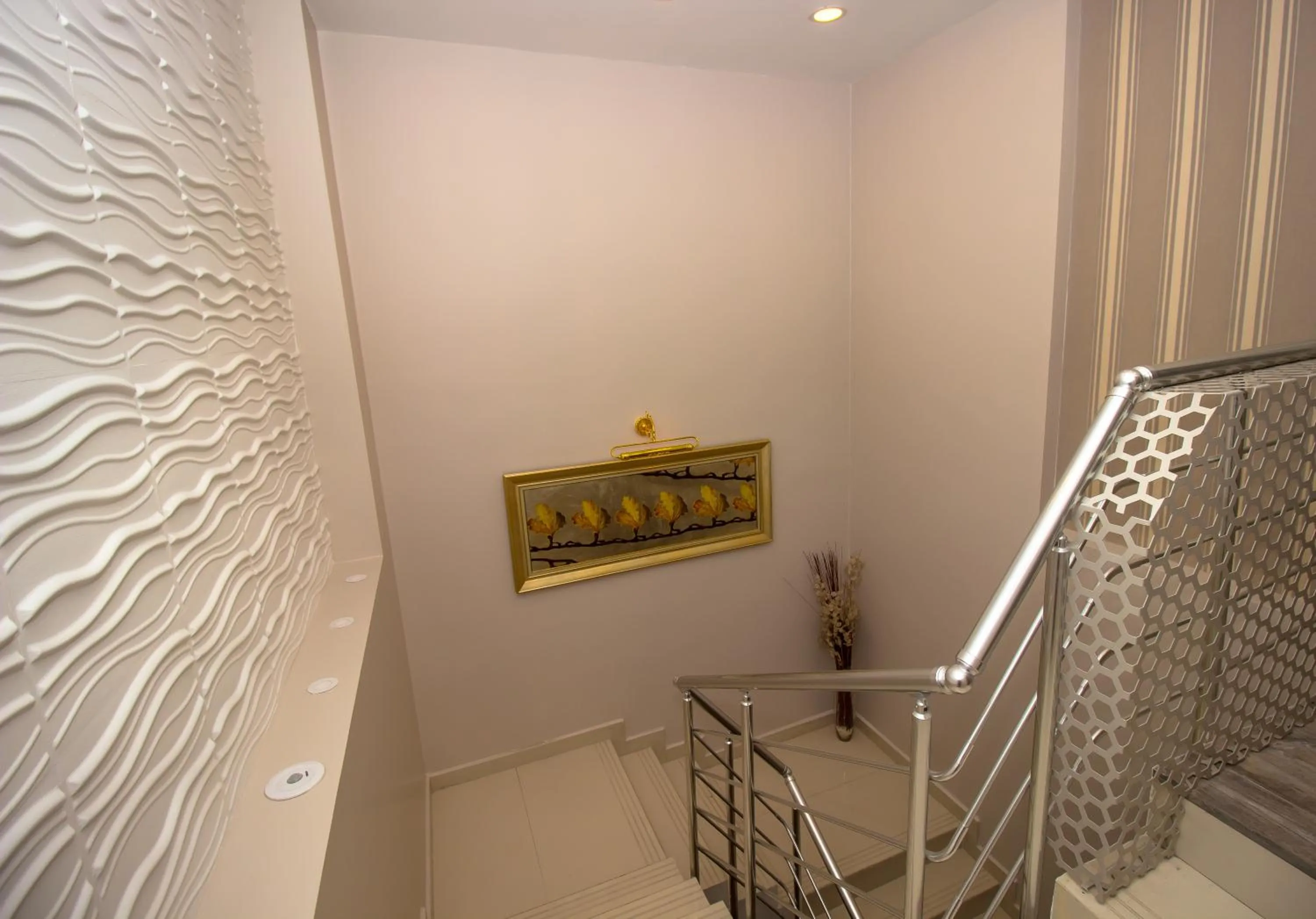 Decorative detail in Le Marde Hotel