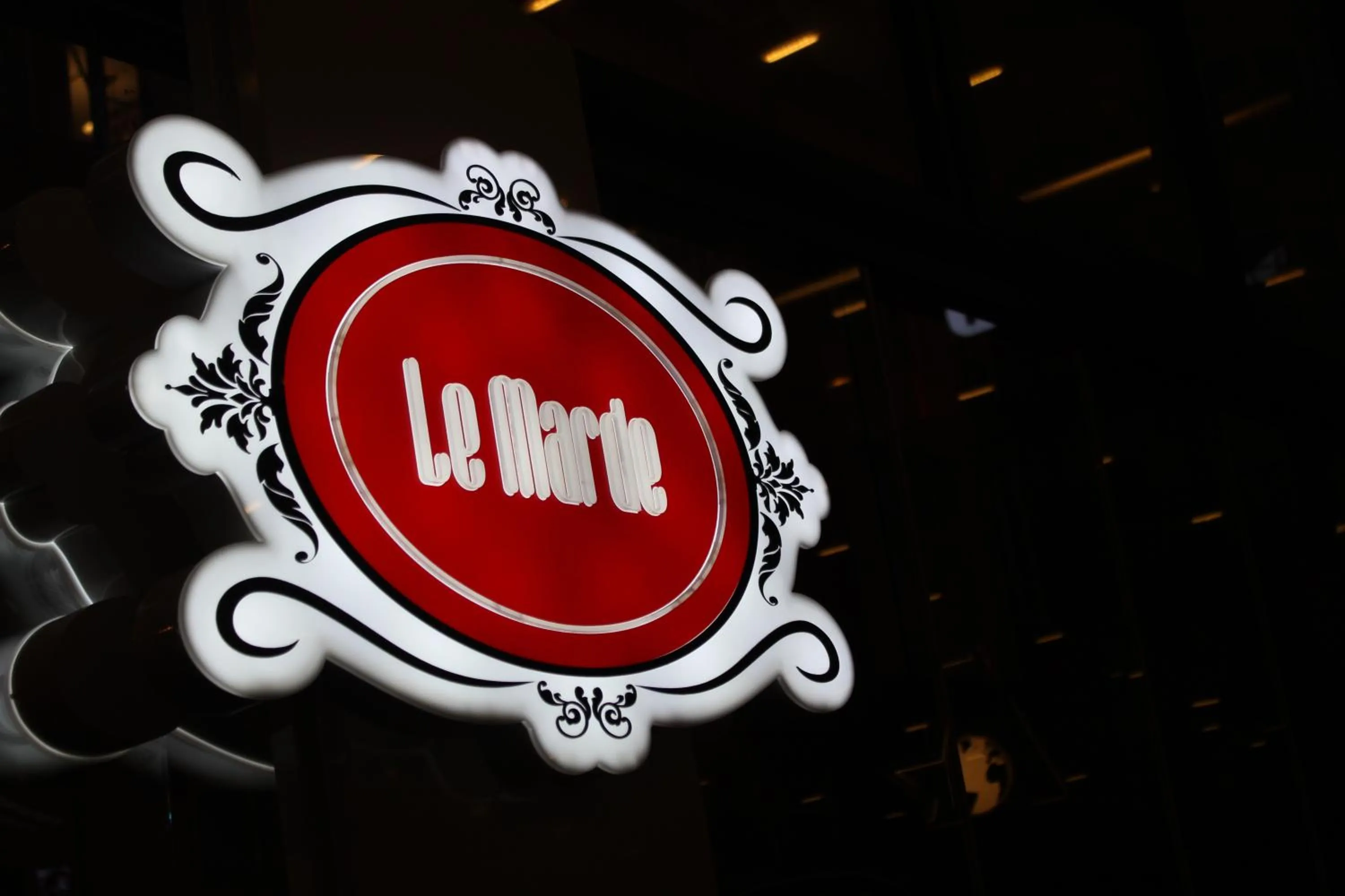 Property building in Le Marde Hotel