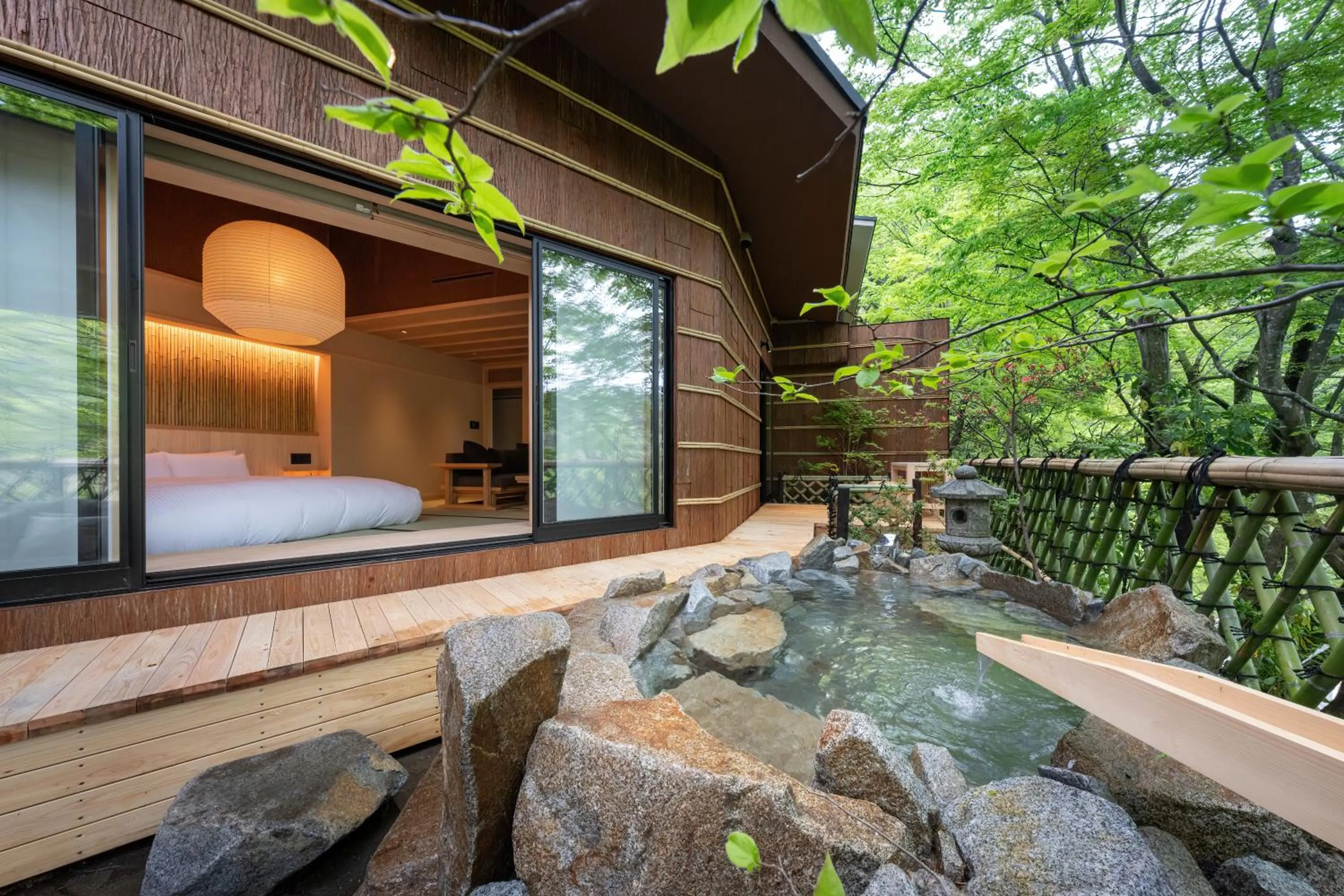 Hot Spring Bath in Nazuna Hakone Miyanosita