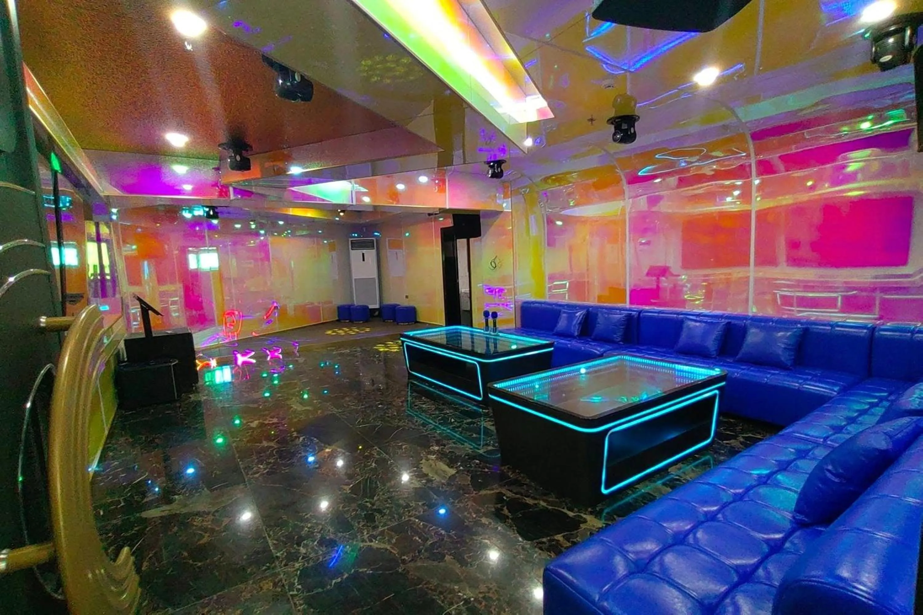 Karaoke in Mactan Grand Golden Hotel near Airport