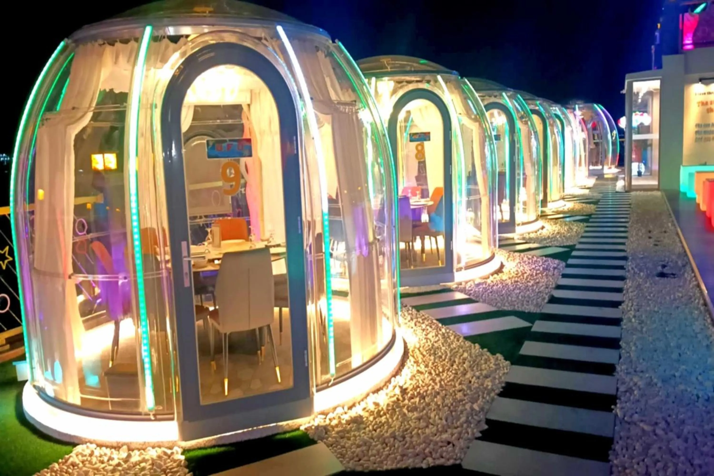 Restaurant/places to eat in Mactan Grand Golden Hotel near Airport