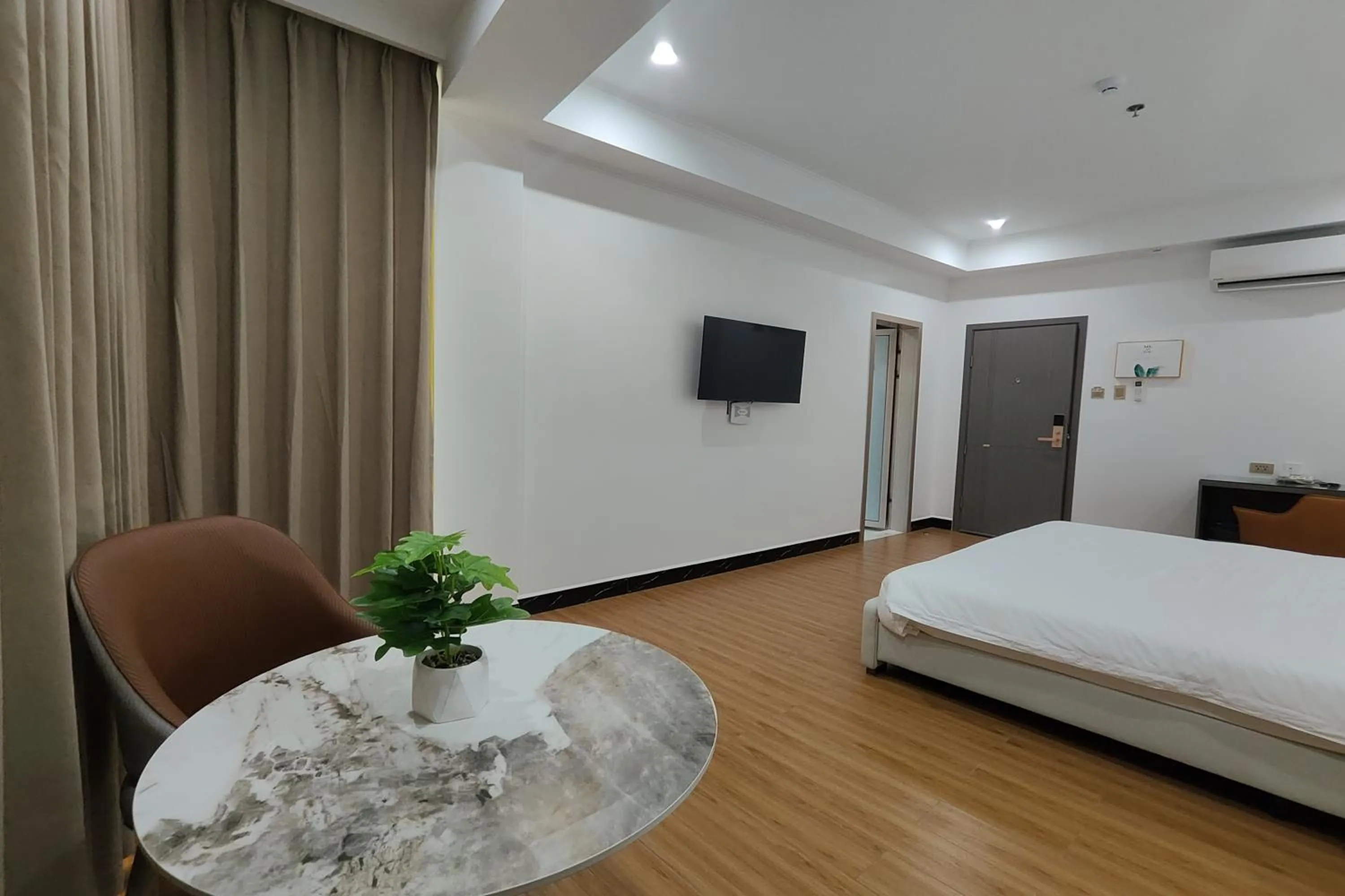 Bed in Mactan Grand Golden Hotel near Airport