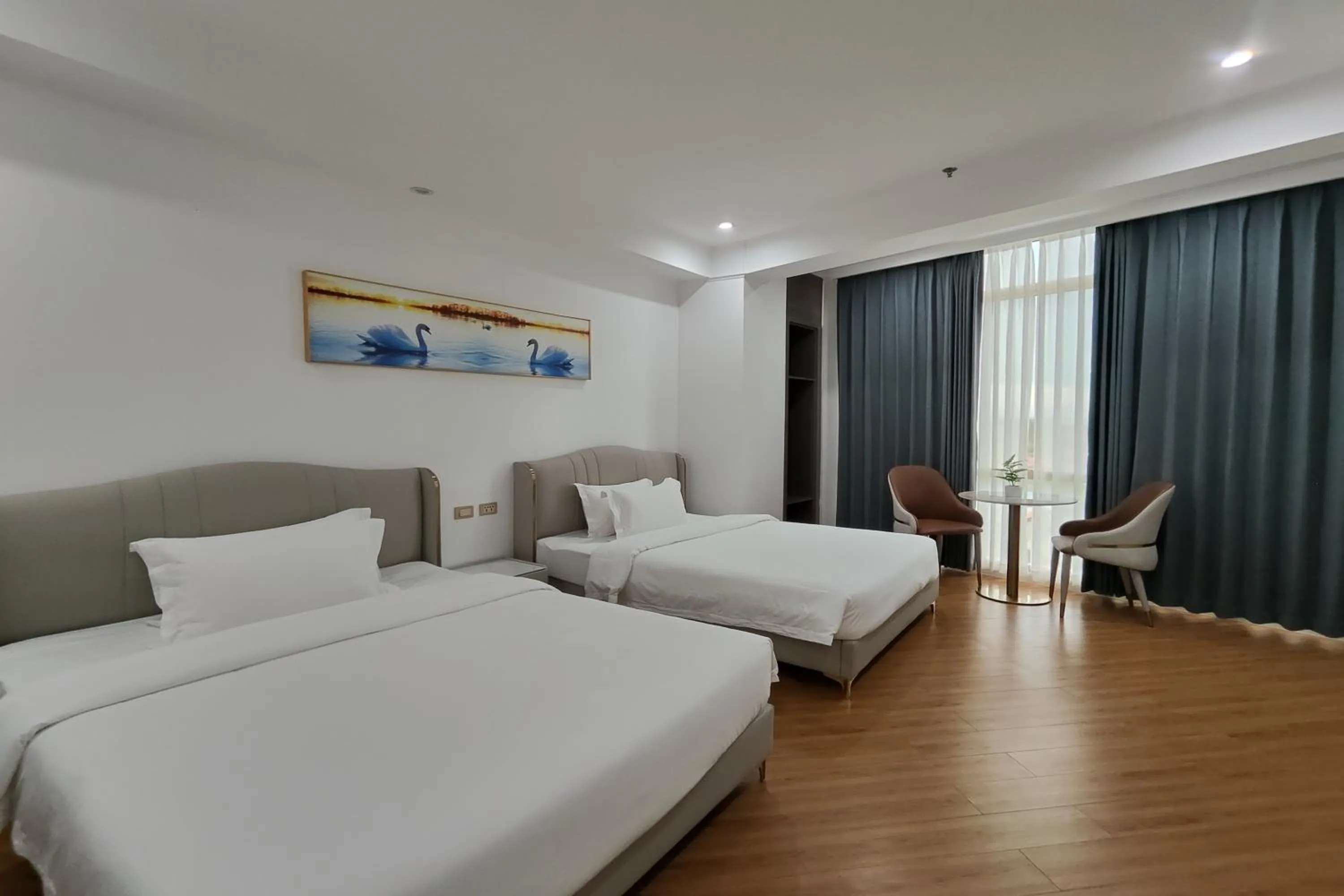 Bed in Mactan Grand Golden Hotel near Airport