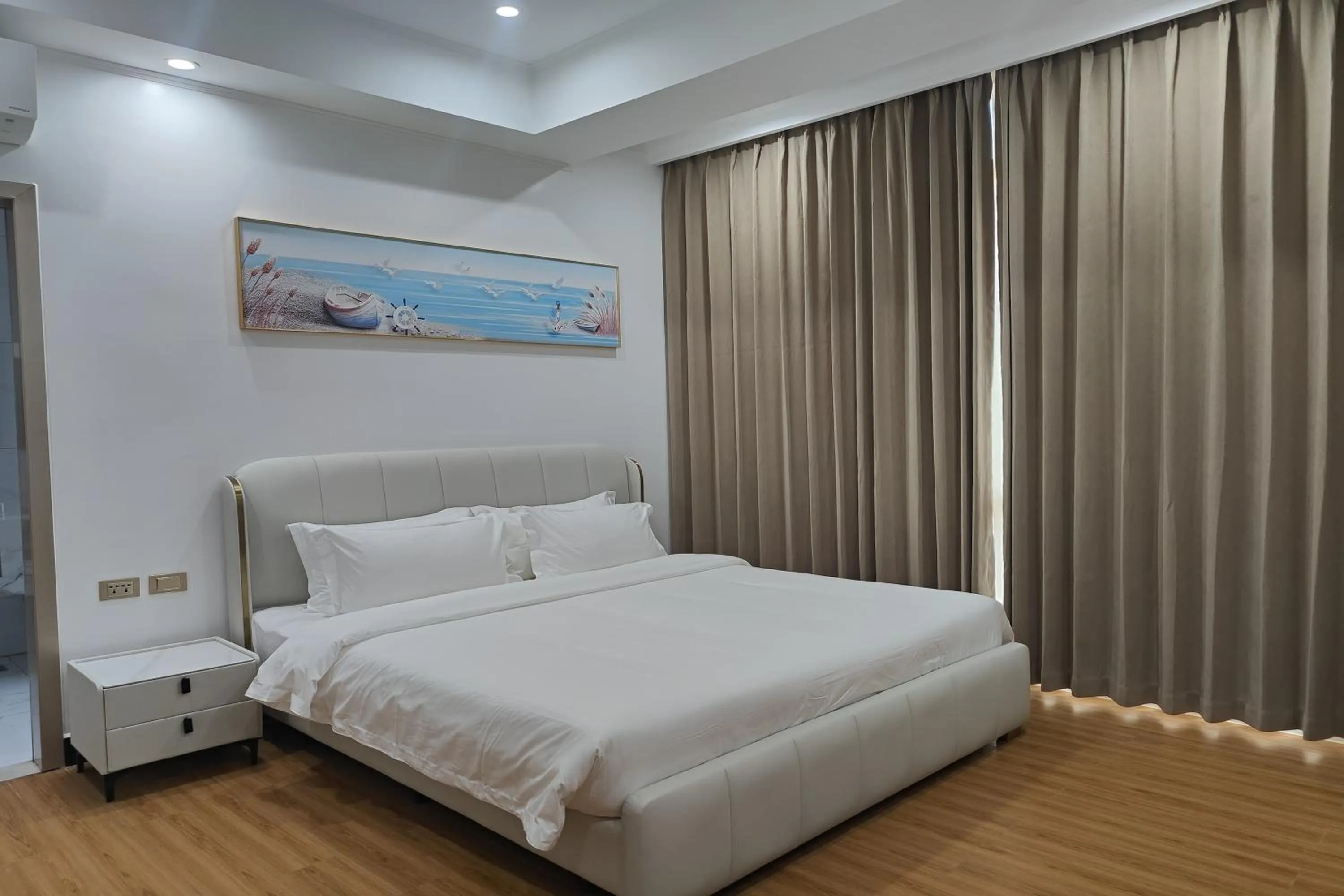 Bed in Mactan Grand Golden Hotel near Airport
