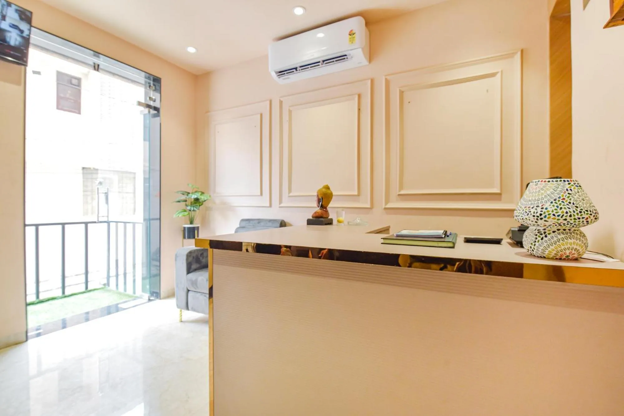 Lobby or reception in FabHotel Blooming Beds Pearl