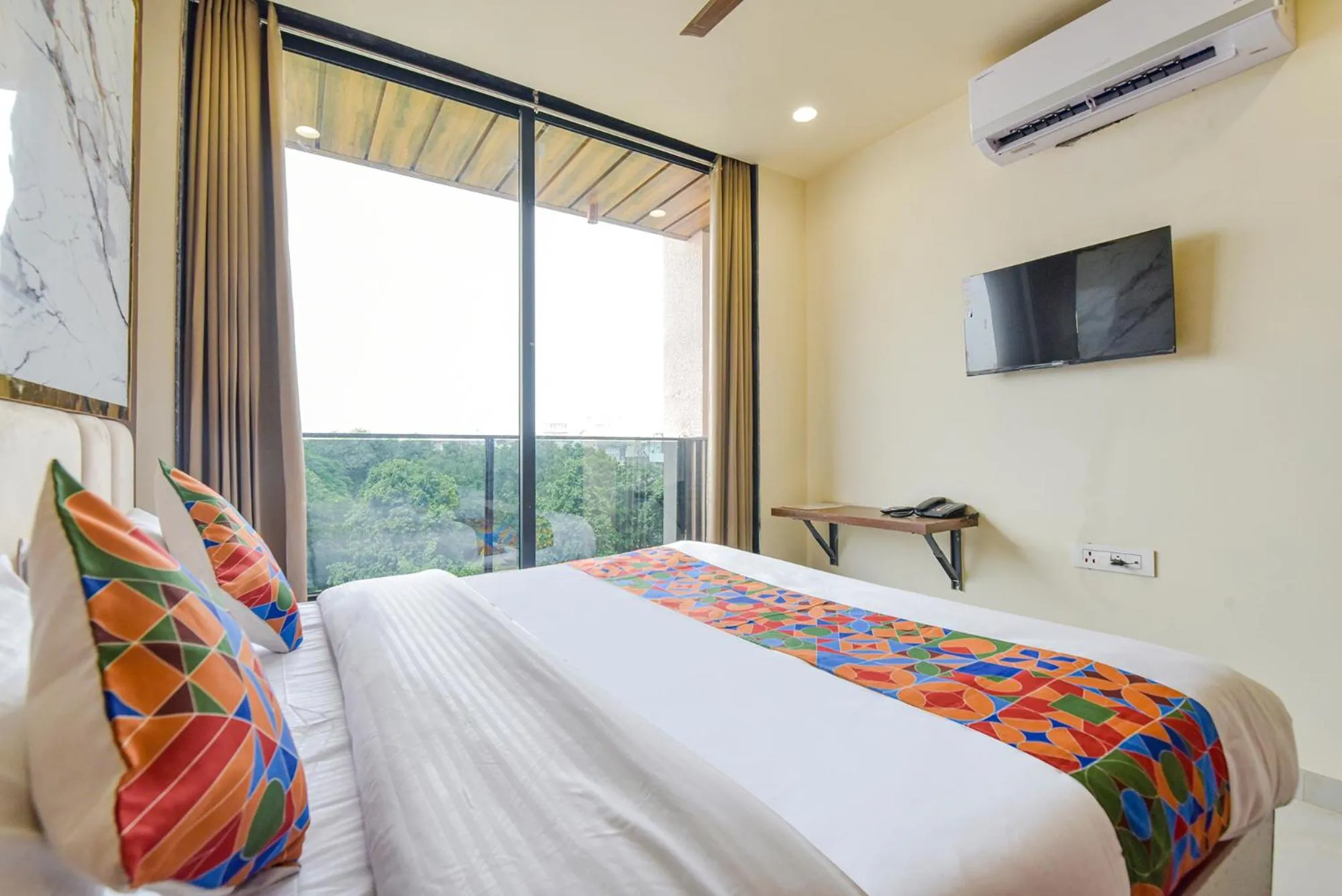 Bed in FabHotel Blooming Beds Pearl