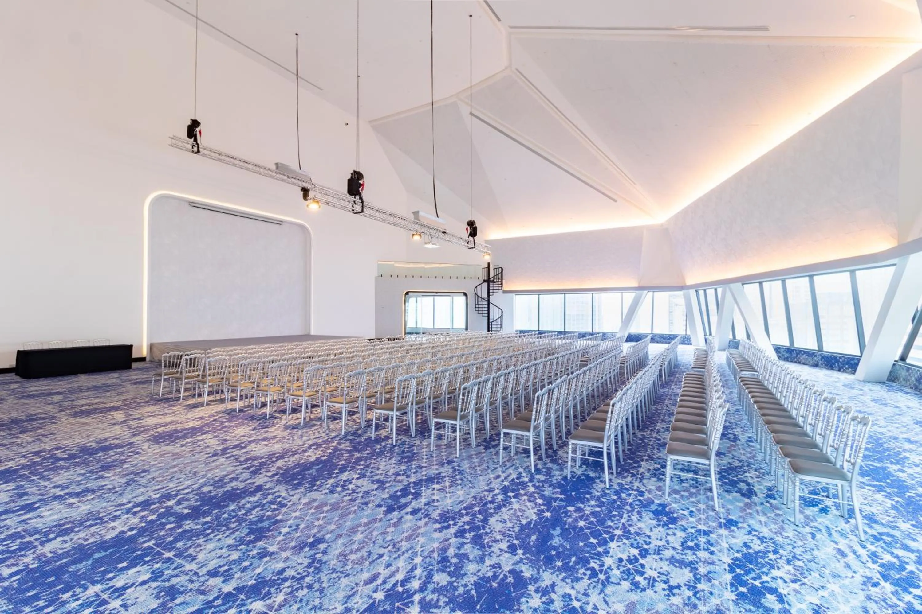 Meeting/conference room in Queensland Hotel Bangkok