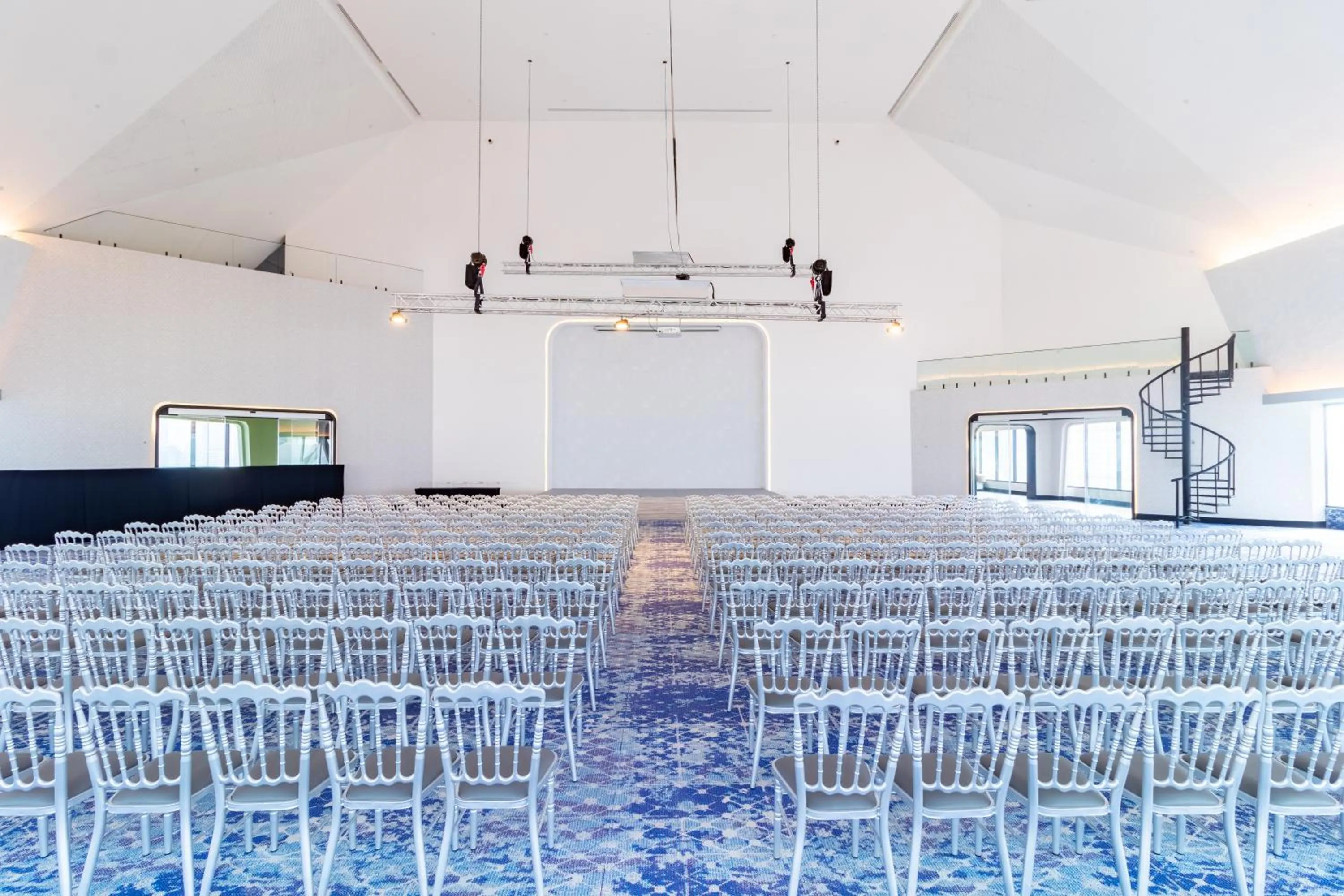 Meeting/conference room in Queensland Hotel Bangkok
