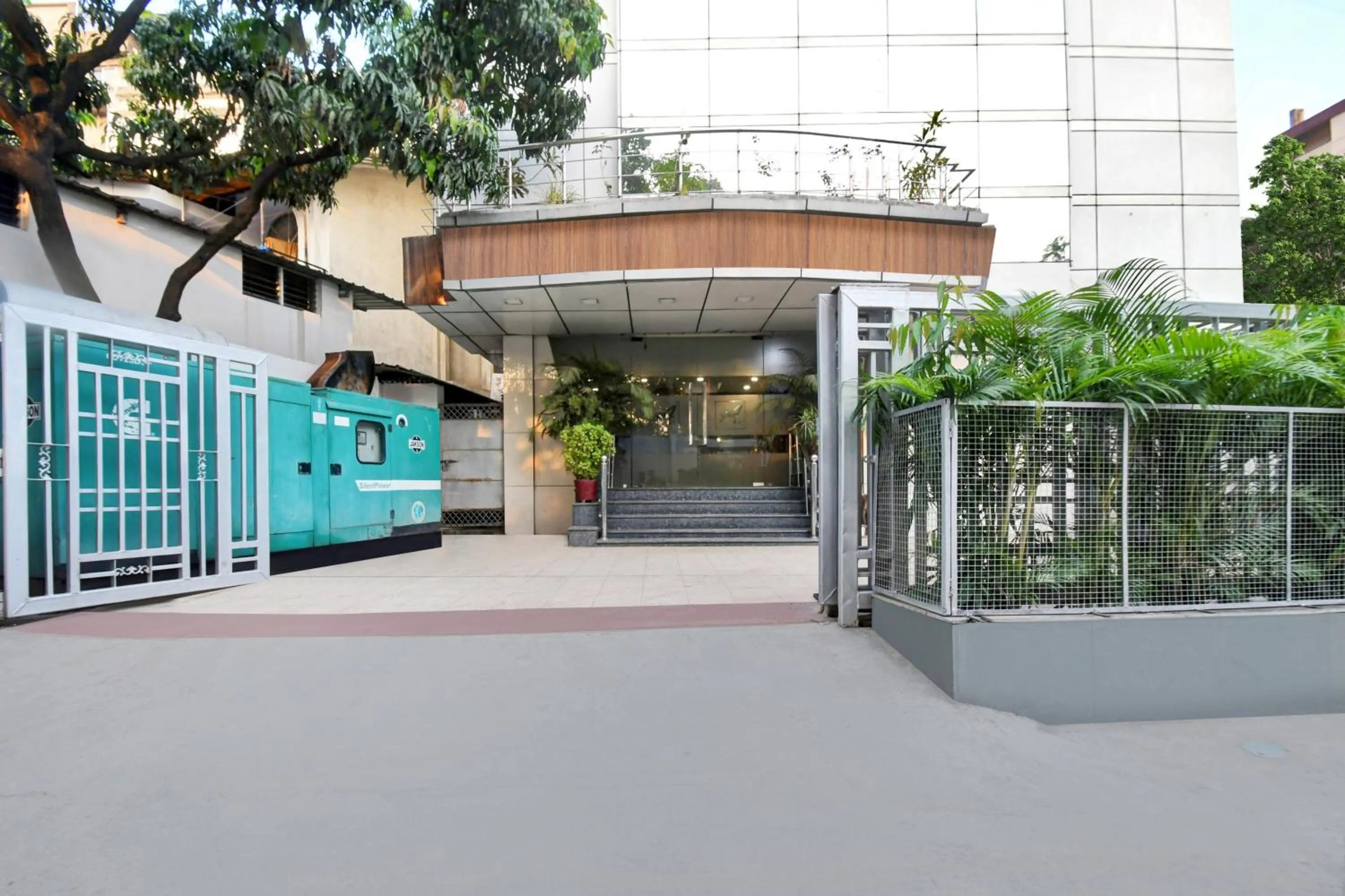 Facade/entrance in Super Townhouse Ranchi Near Railway Station