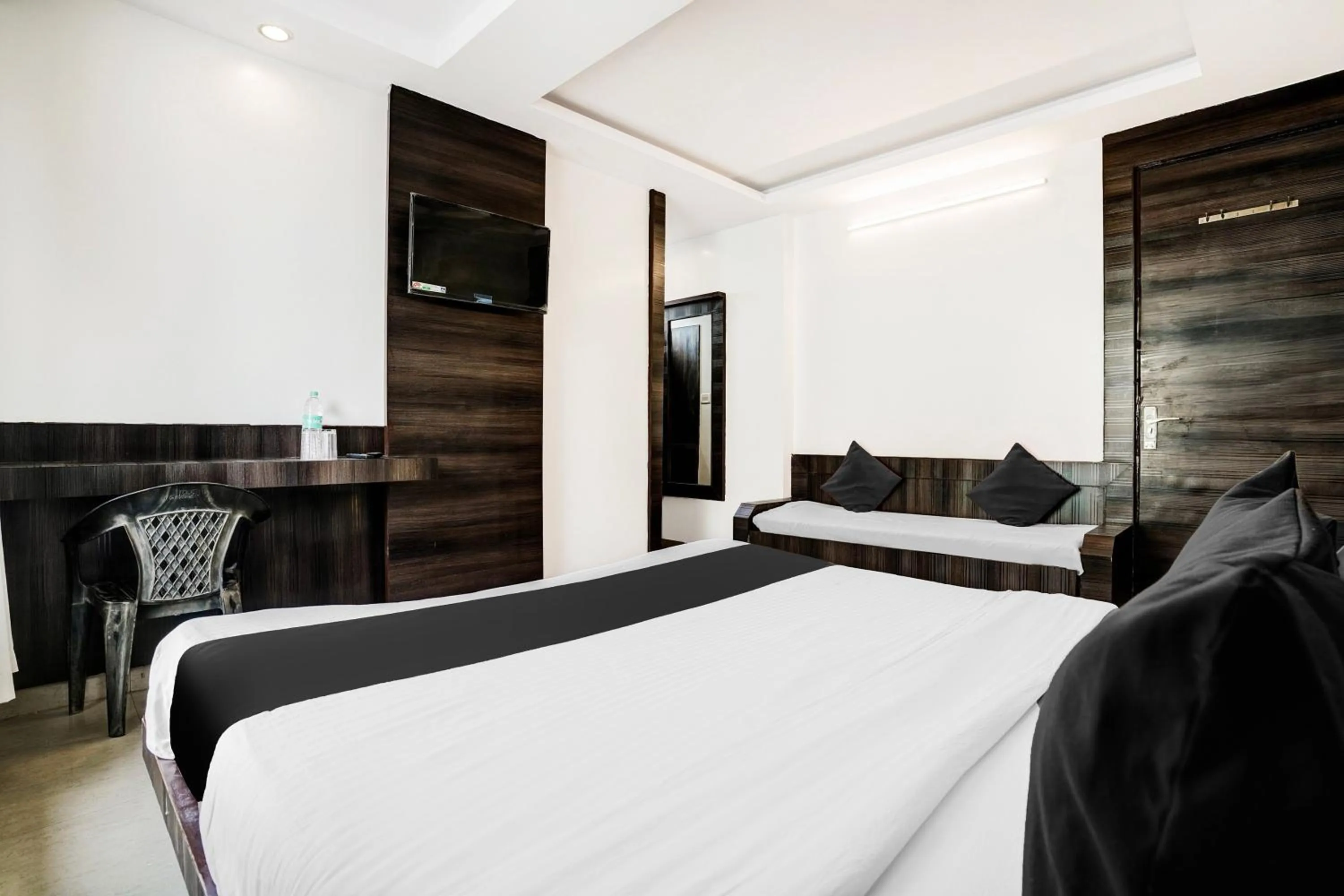 Bedroom, Bed in Collection O Shirdi Near Sai Baba Temple