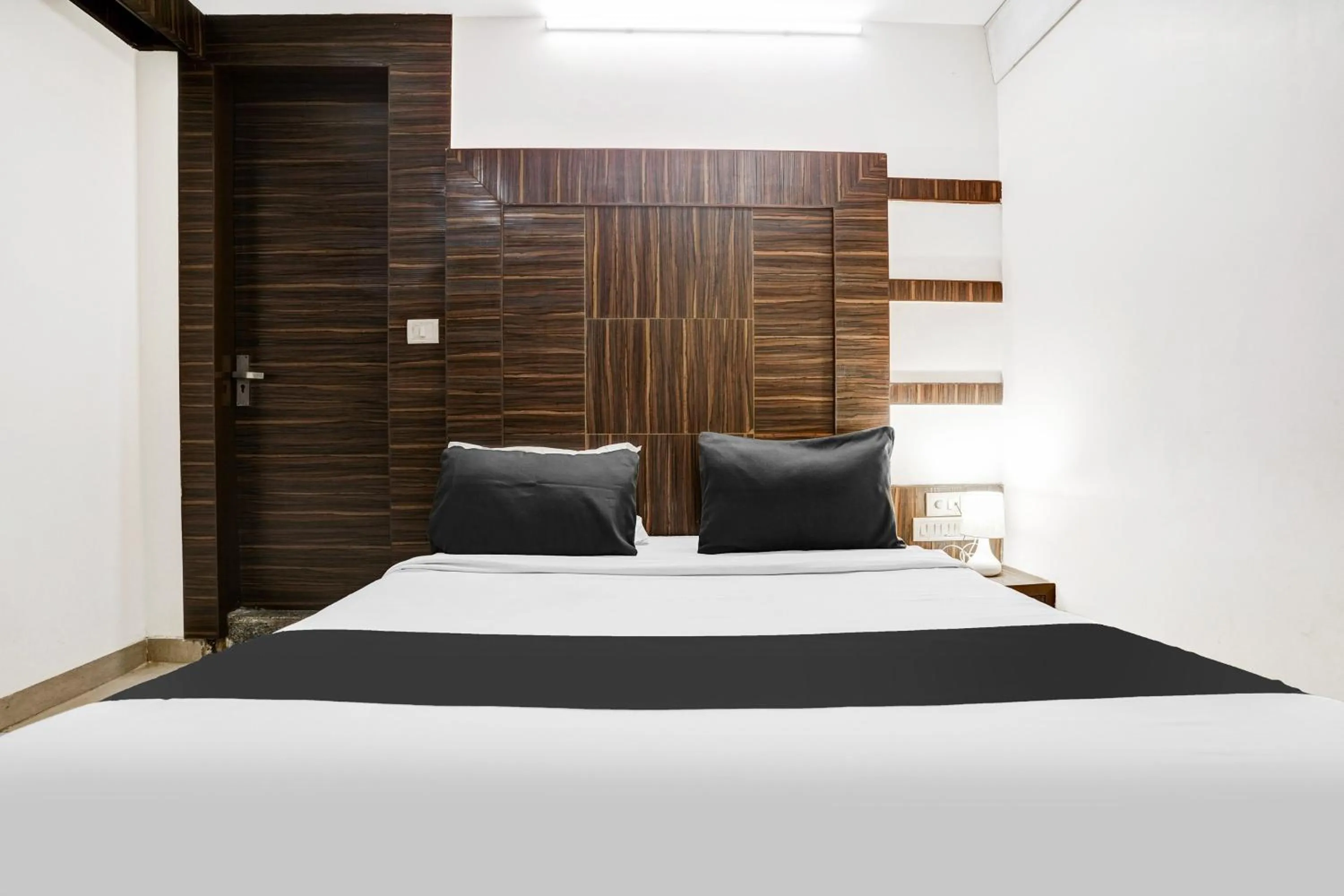 Bedroom, Bed in Collection O Shirdi Near Sai Baba Temple