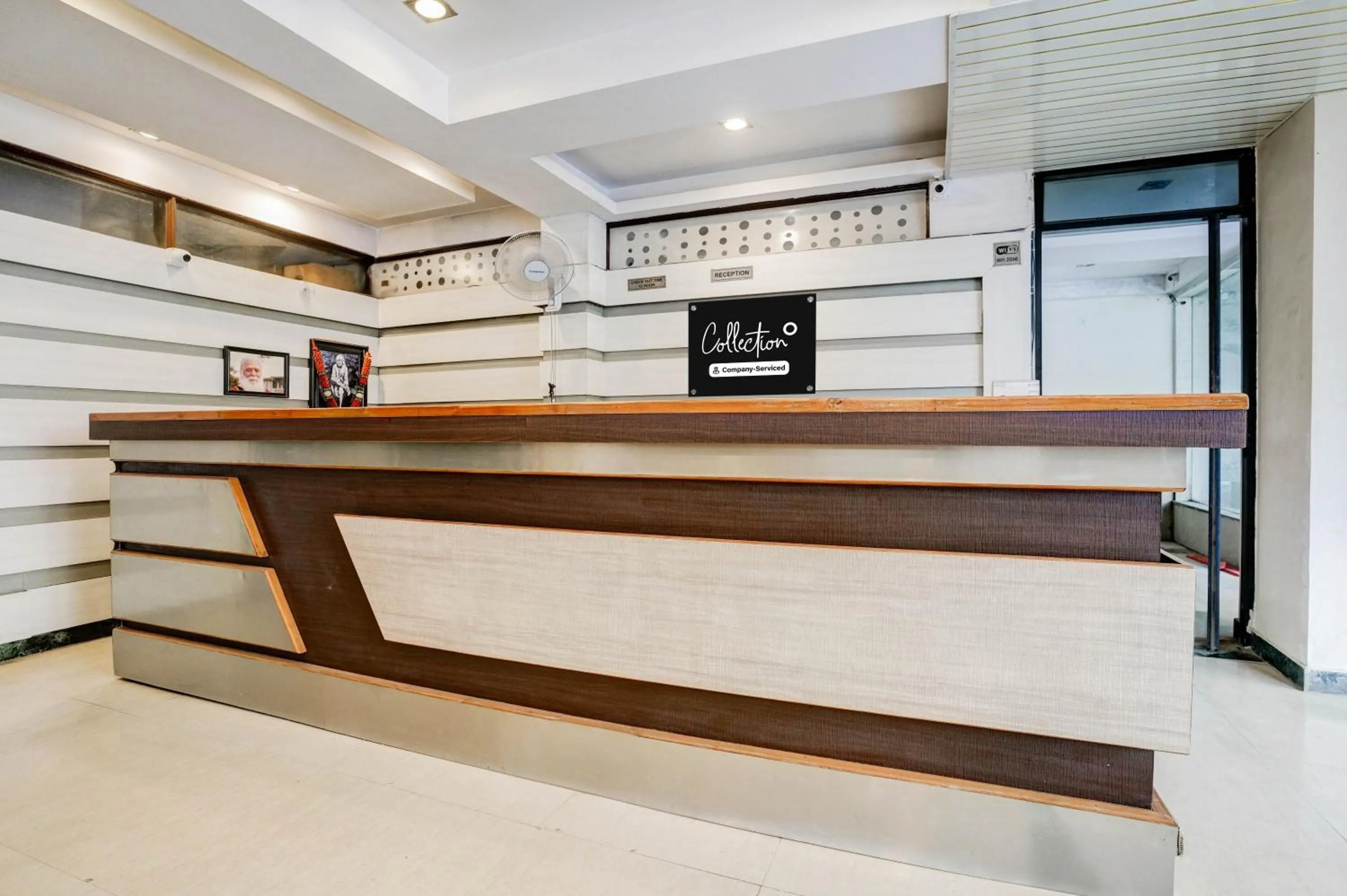 Lobby or reception in Collection O Shirdi Near Sai Baba Temple