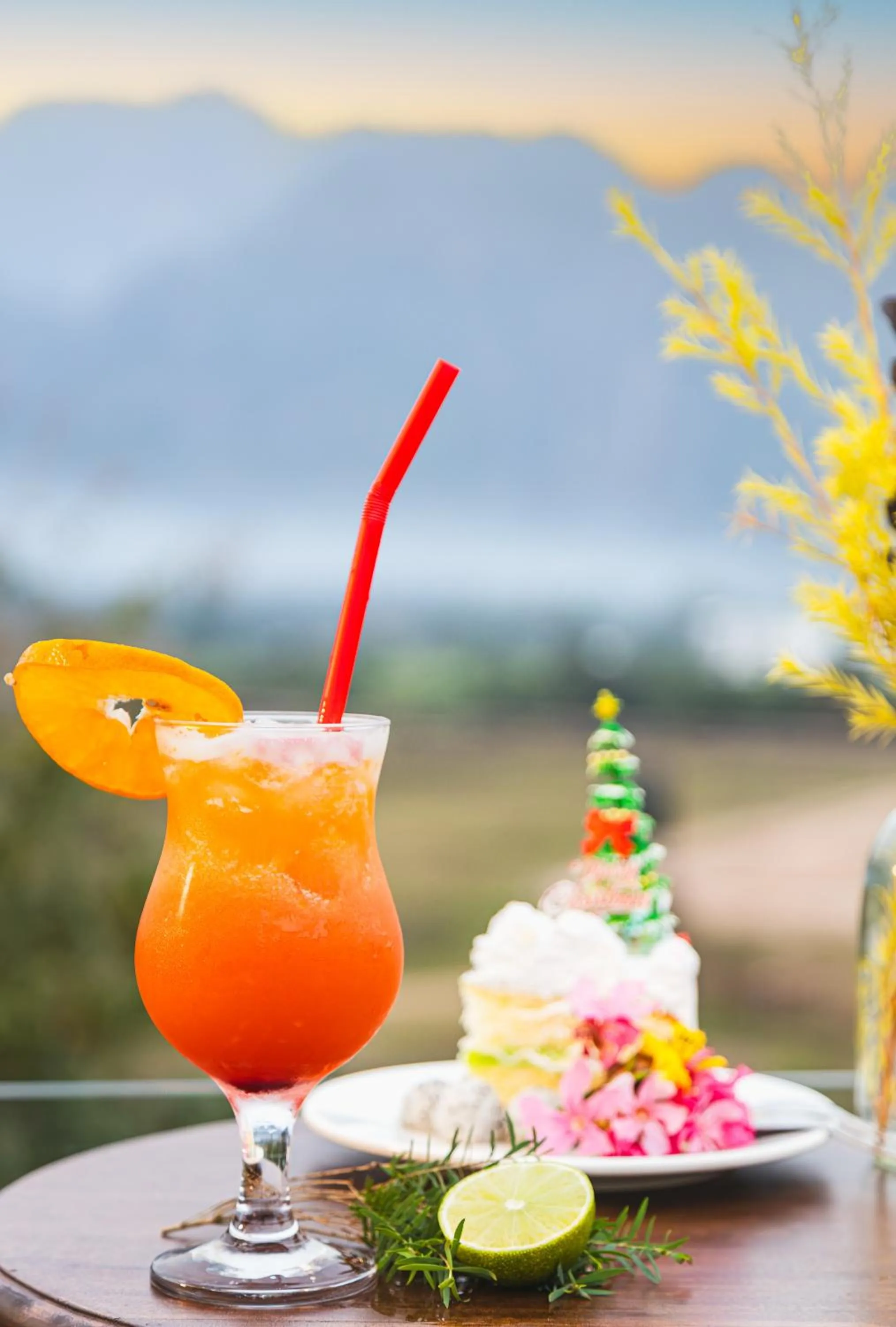 Sunrise Mountain View Resort