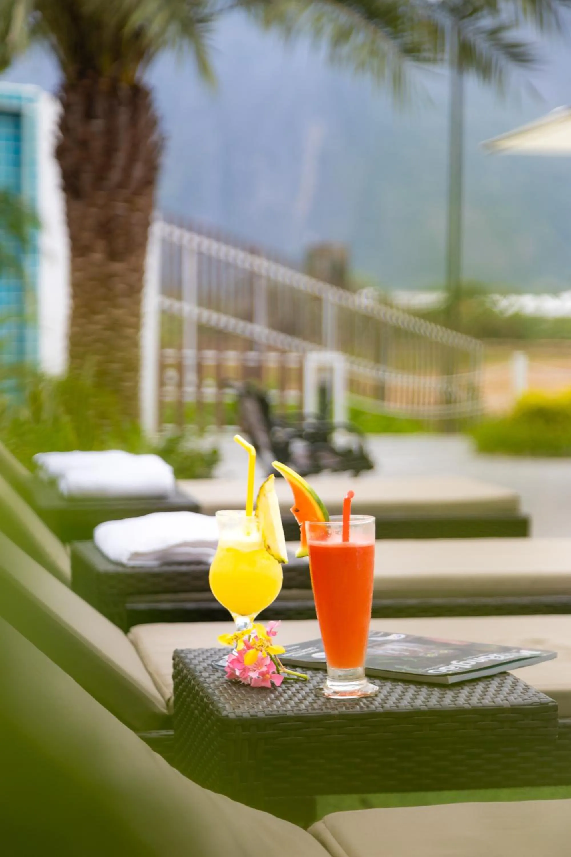 Swimming pool in Sunrise Mountain View Resort