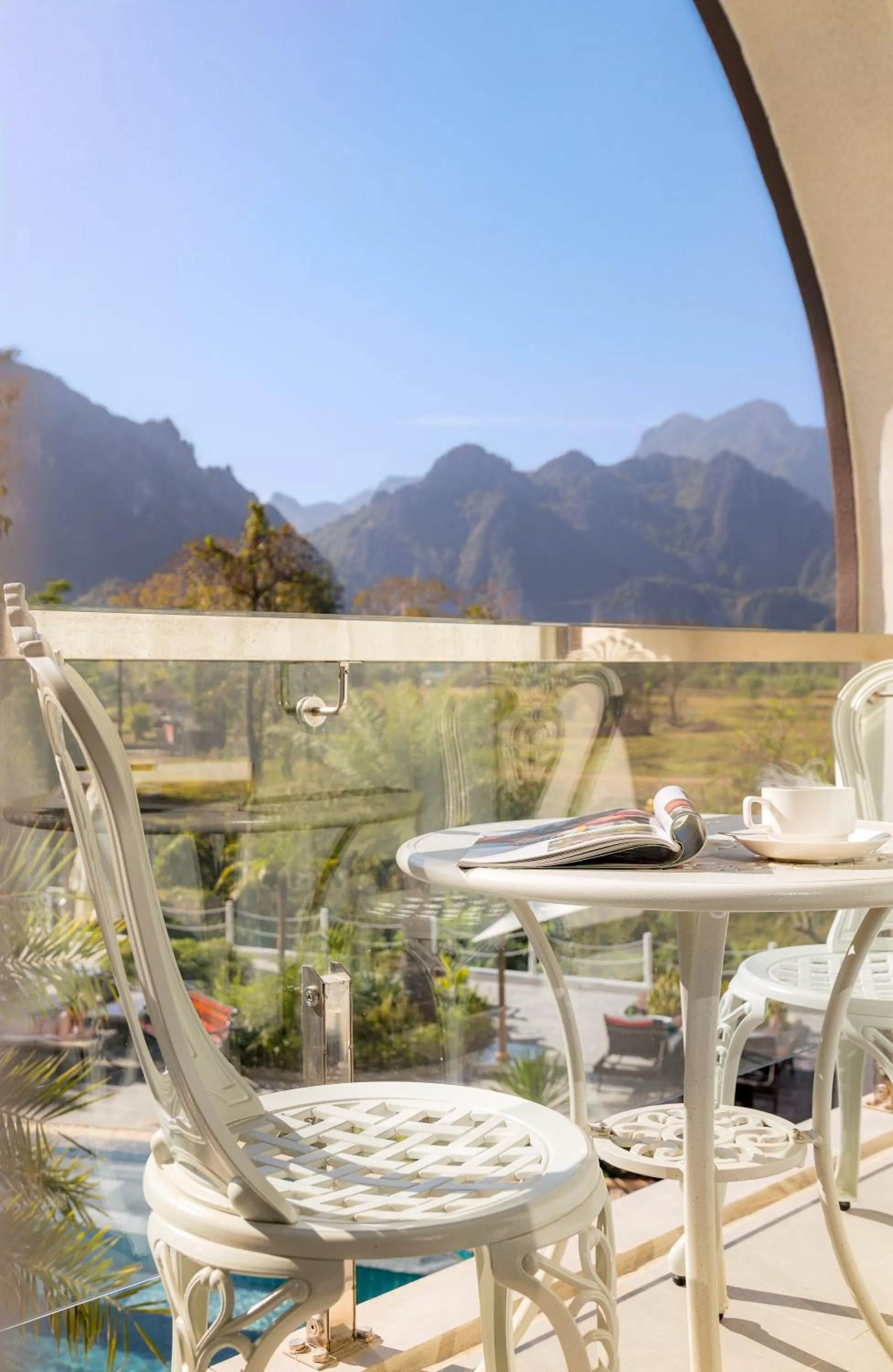 Sunrise Mountain View Resort