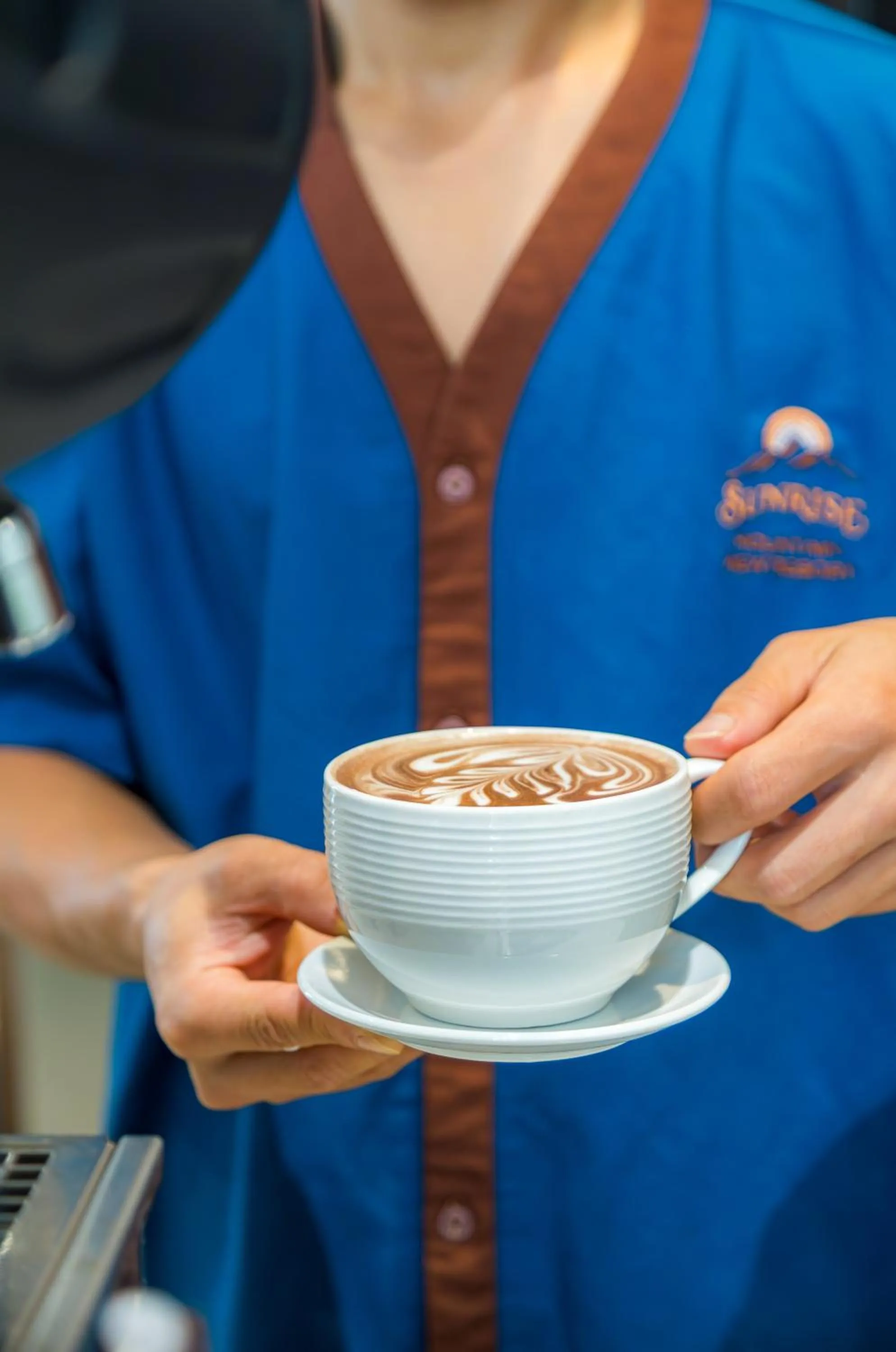 Sunrise Mountain View Resort