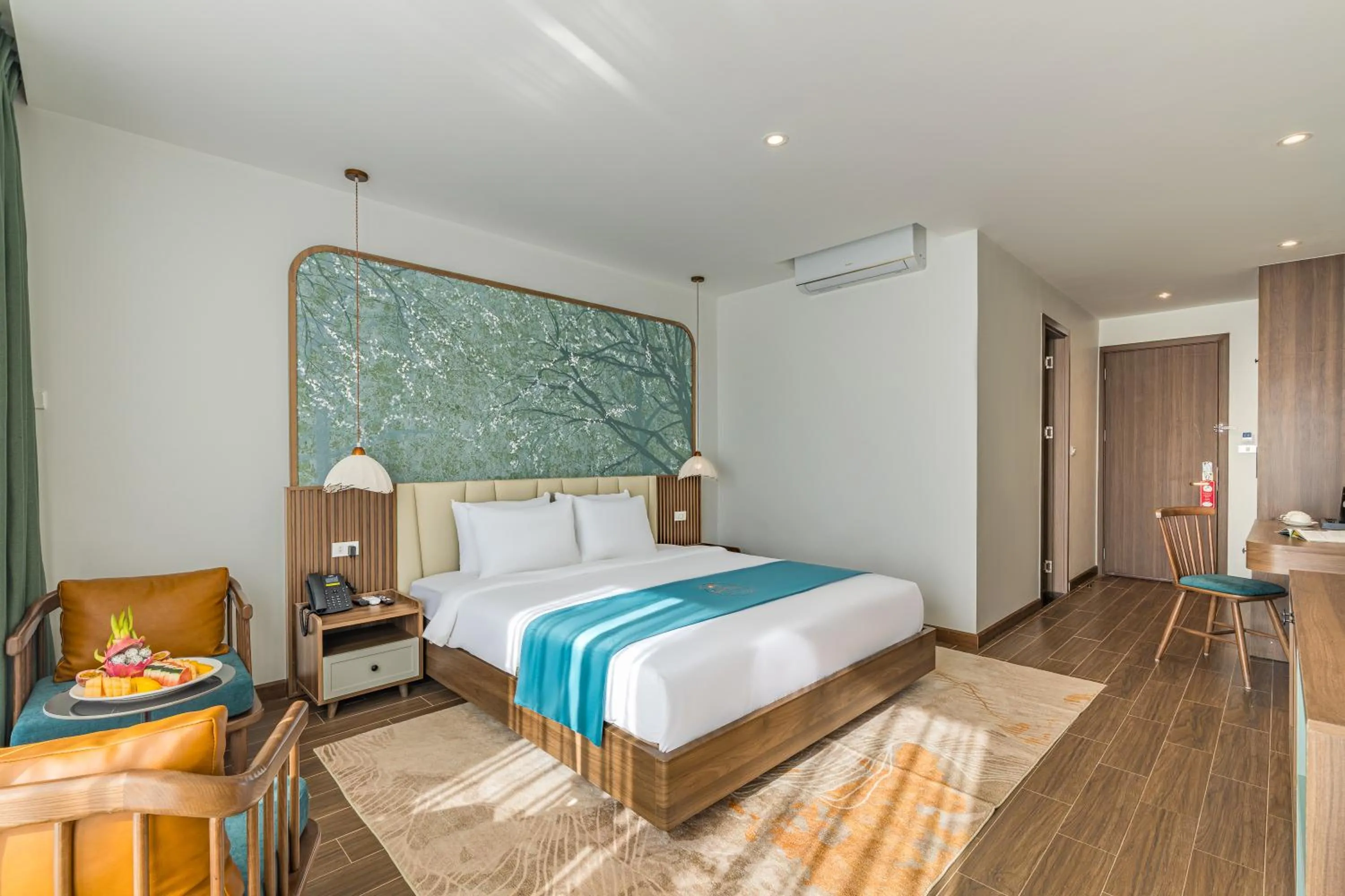 Bed in Sunrise Mountain View Resort