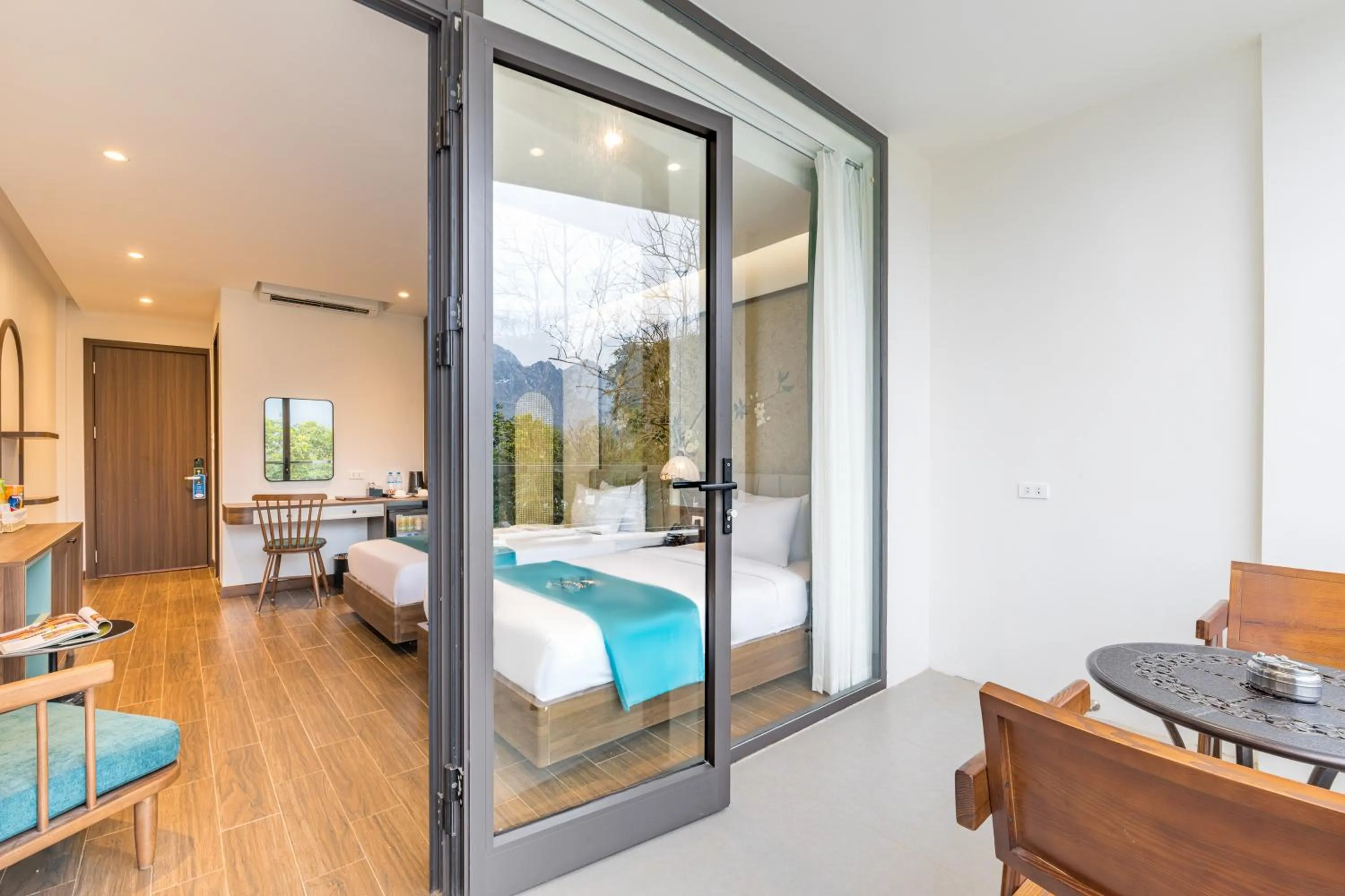 Bed in Sunrise Mountain View Resort